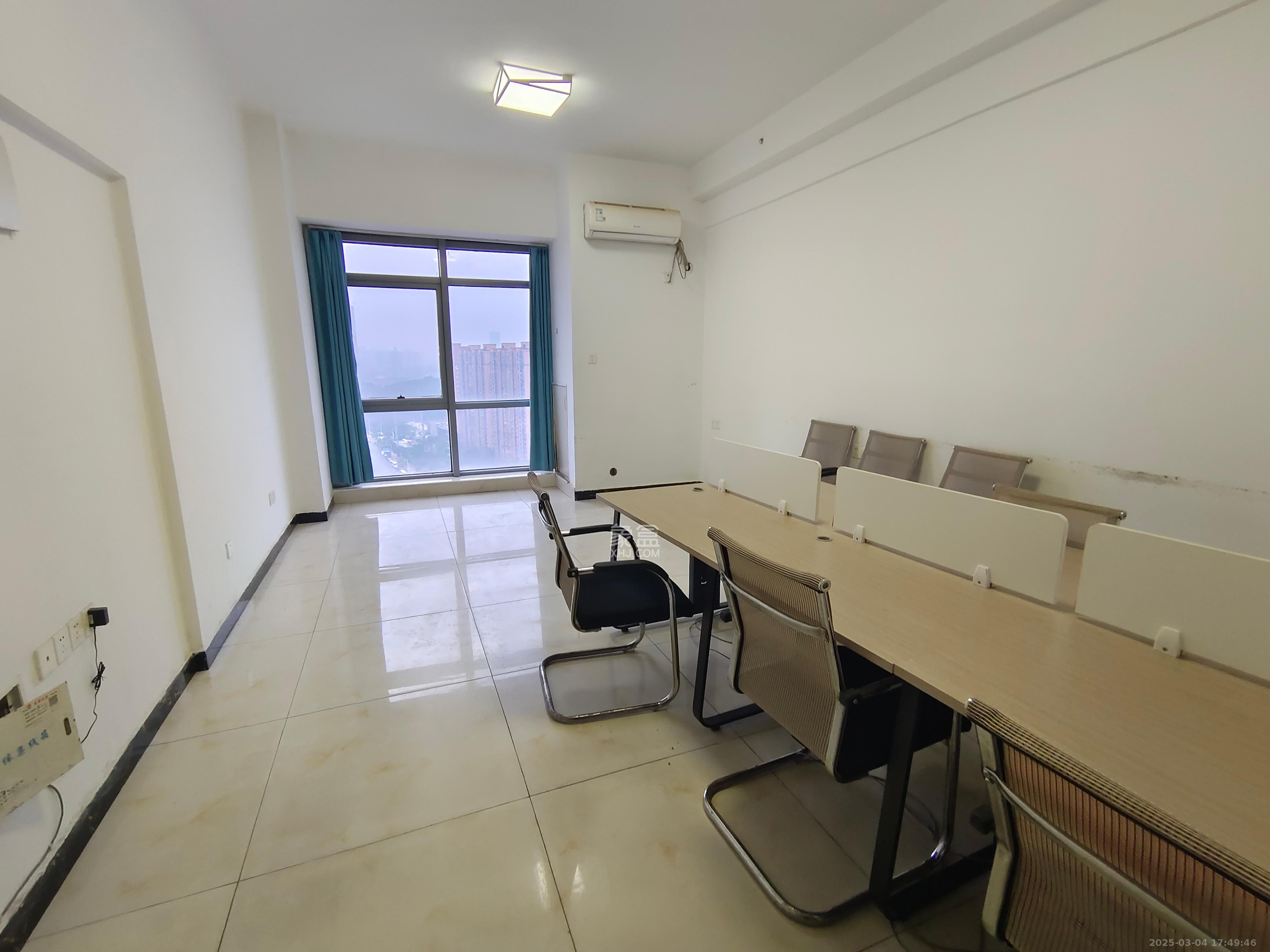 奥克斯缔壹城 1室1厅1卫 1300.0元/月 奥克斯缔壹城 1室1厅1卫 1300.0元/月室内图