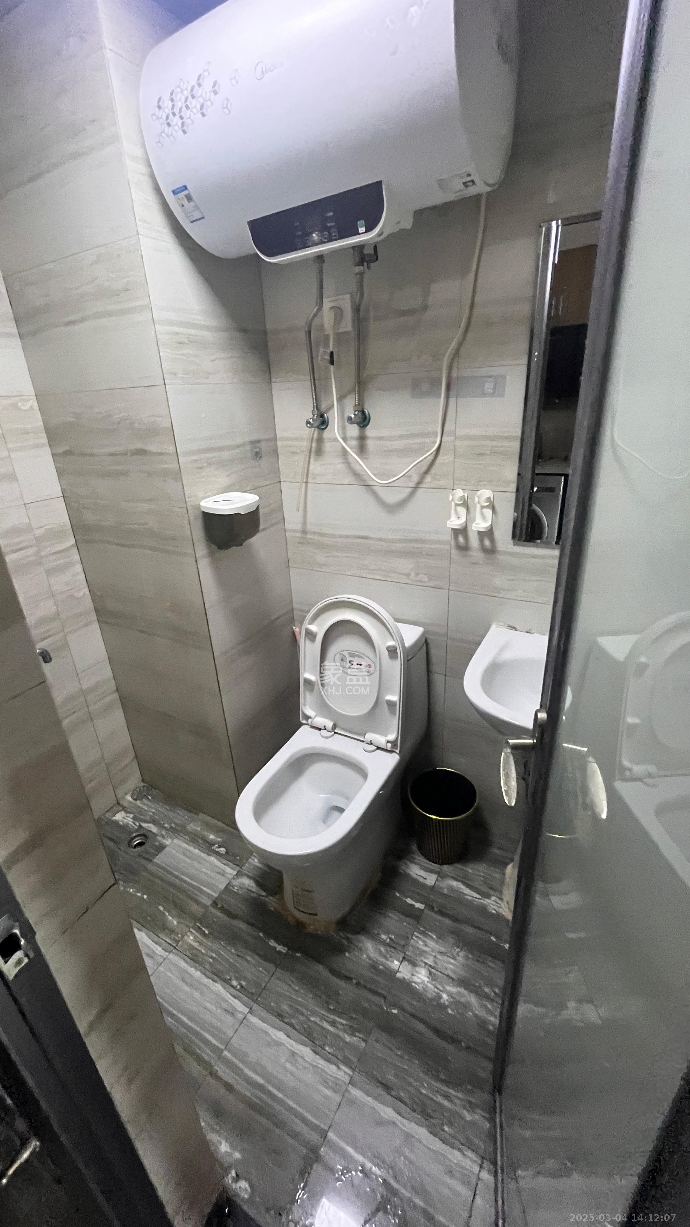 拿铁空间  1室1厅1卫   1700.00元/月室内图
