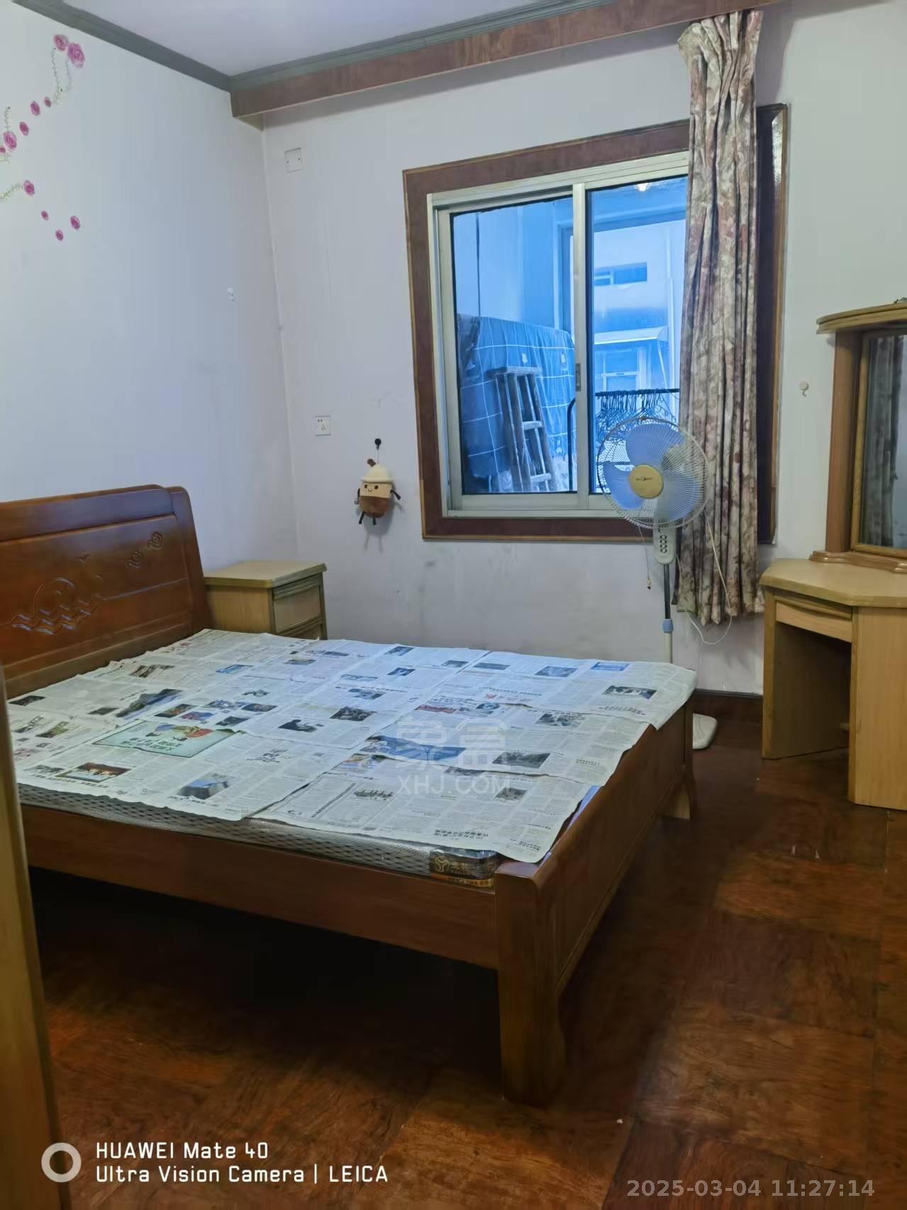 人大宿舍 4室2厅1卫 1800.0元/月 人大宿舍 4室2厅1卫 1800.0元/月室内图