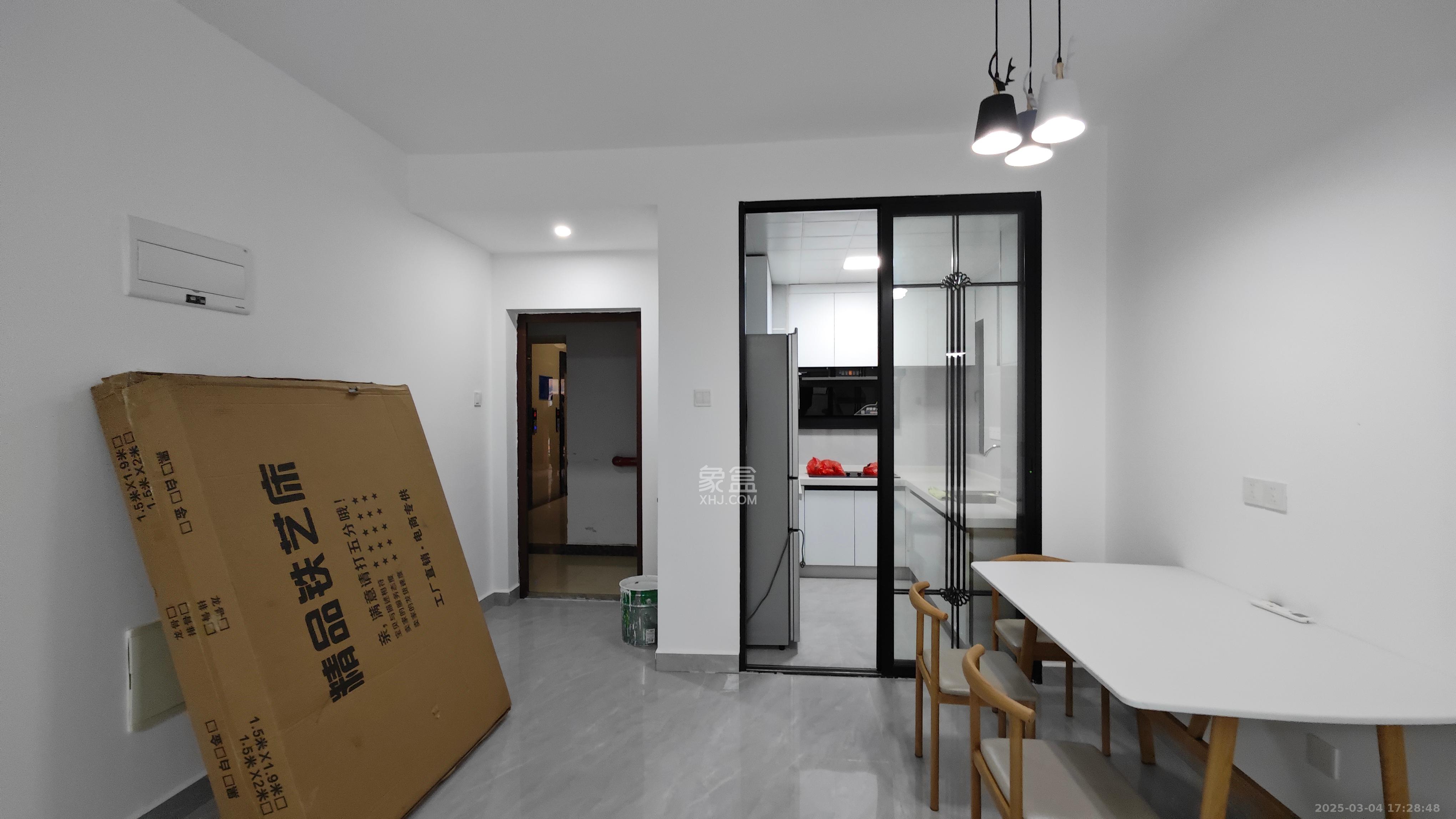 中建嘉和城 3室2厅1卫 2200.0元/月 中建嘉和城 3室2厅1卫 2200.0元/月室内图