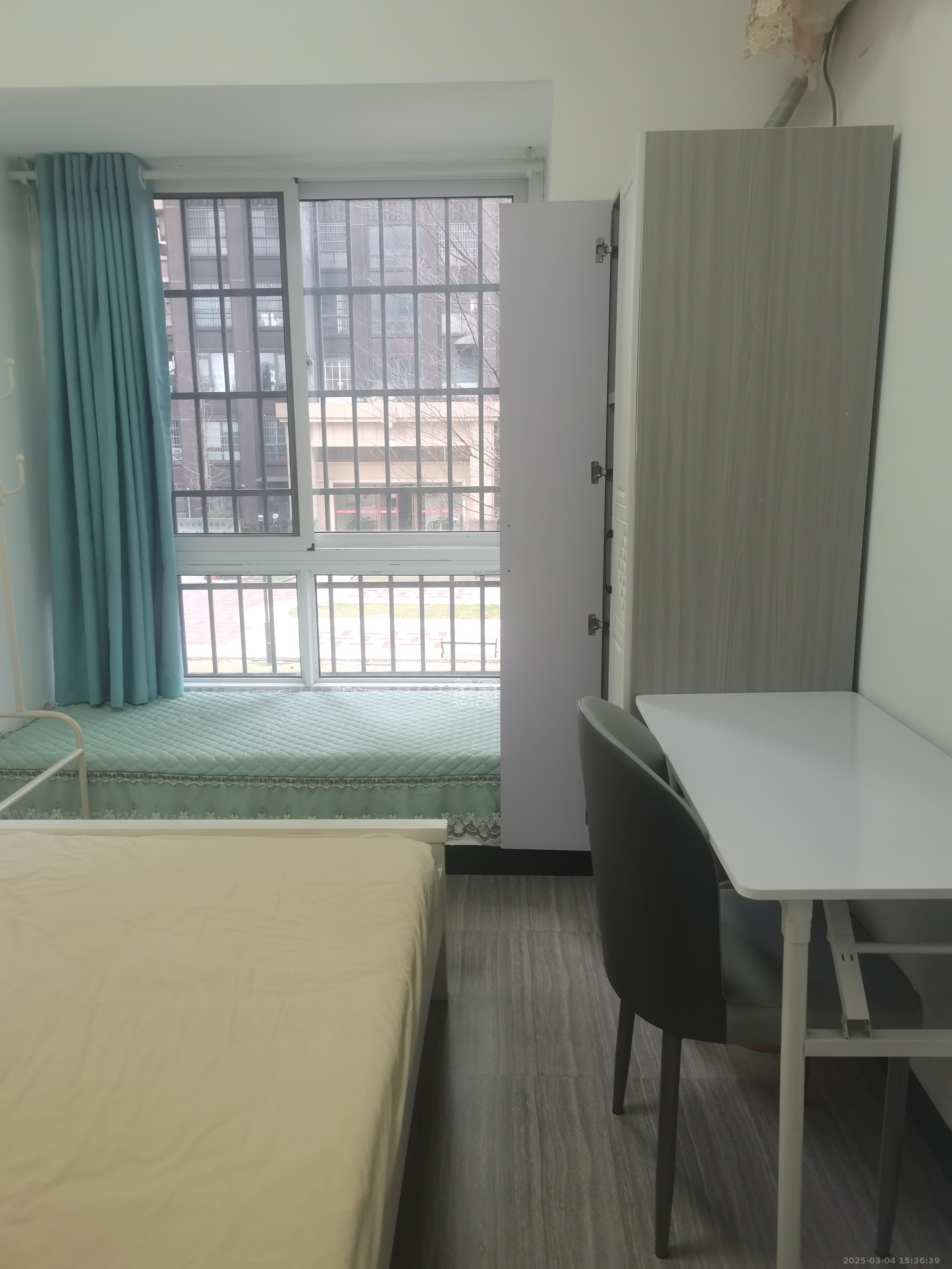 天麓尚层 3室2厅1卫 2100.0元/月 天麓尚层 3室2厅1卫 2100.0元/月室内图