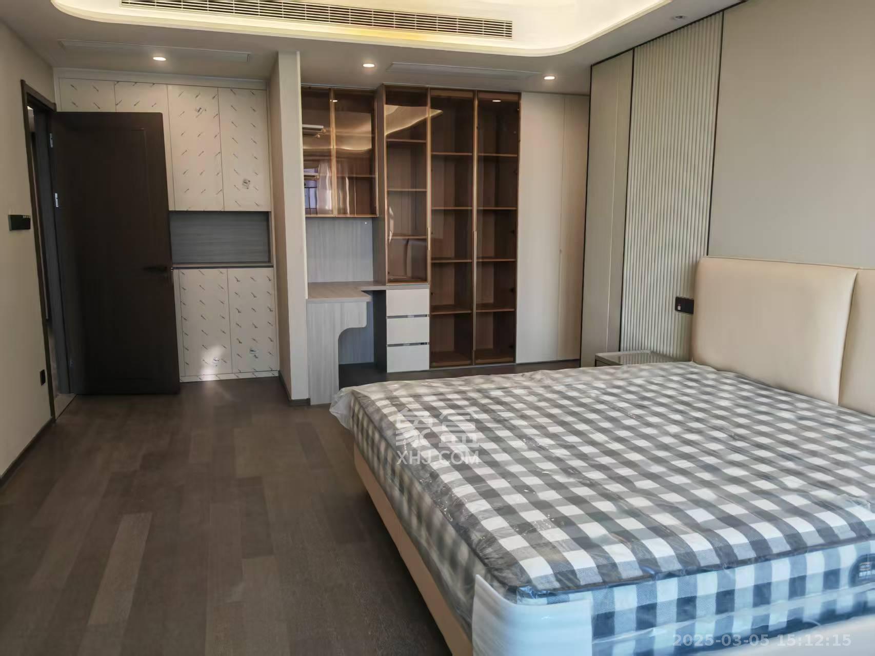 龙湖春江天曜二期  4室2厅3卫   12000.00元/月室内图