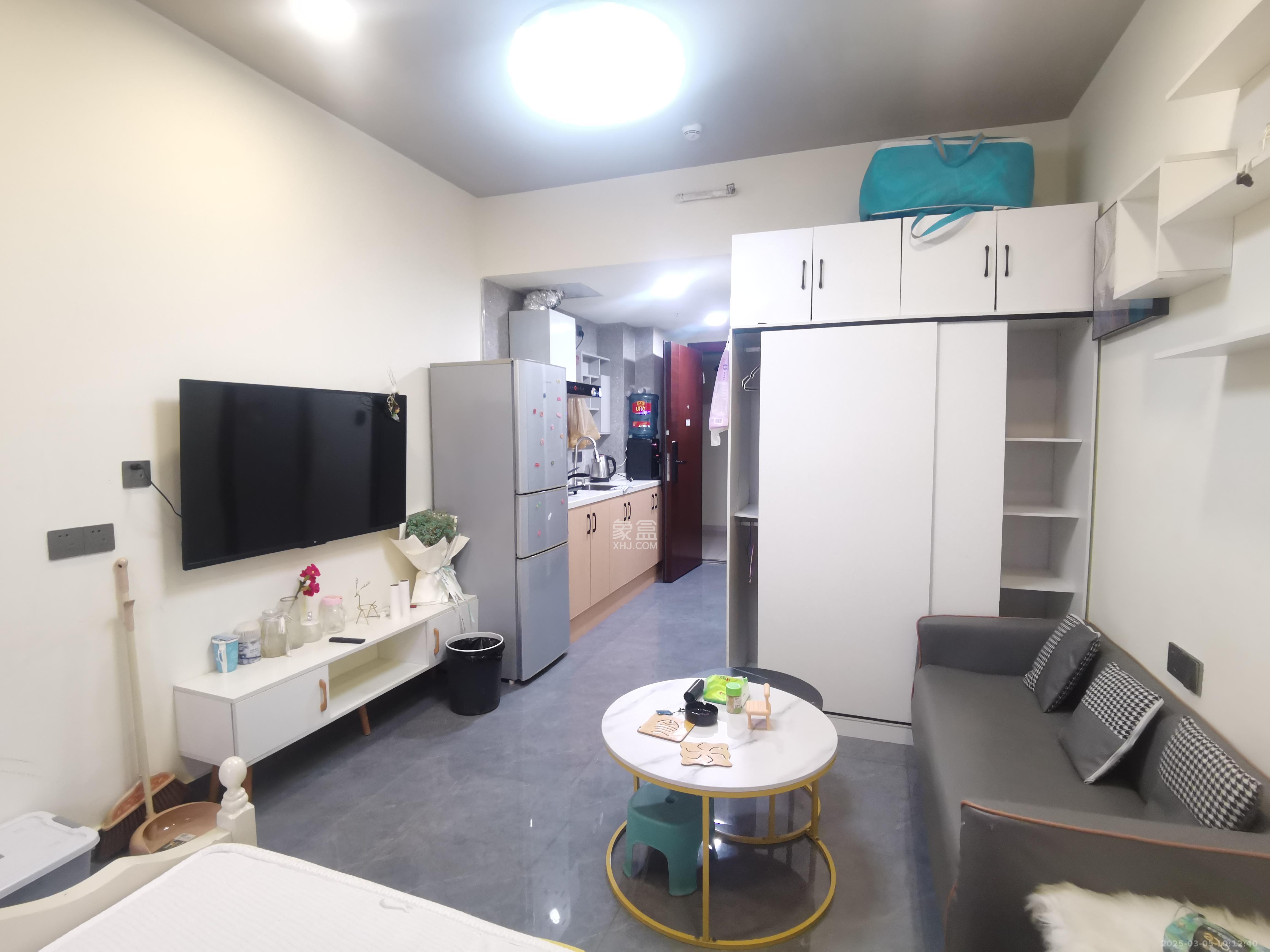 碧桂园城市之光  1室1厅1卫   1700.00元/月室内图