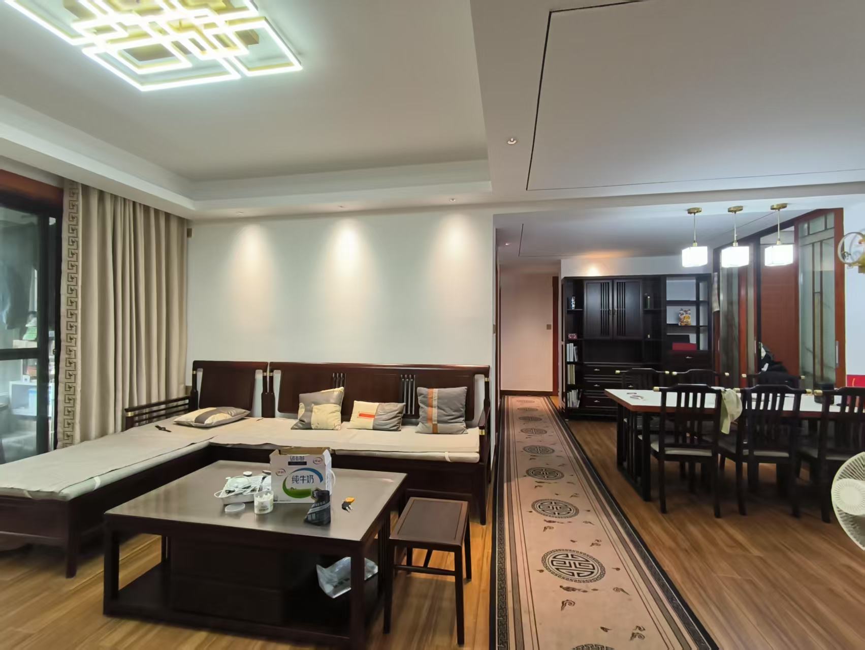 现代美居(喜盈门) 1室0厅0卫 188.0万 现代美居(喜盈门) 1室0厅0卫 188.0万客厅