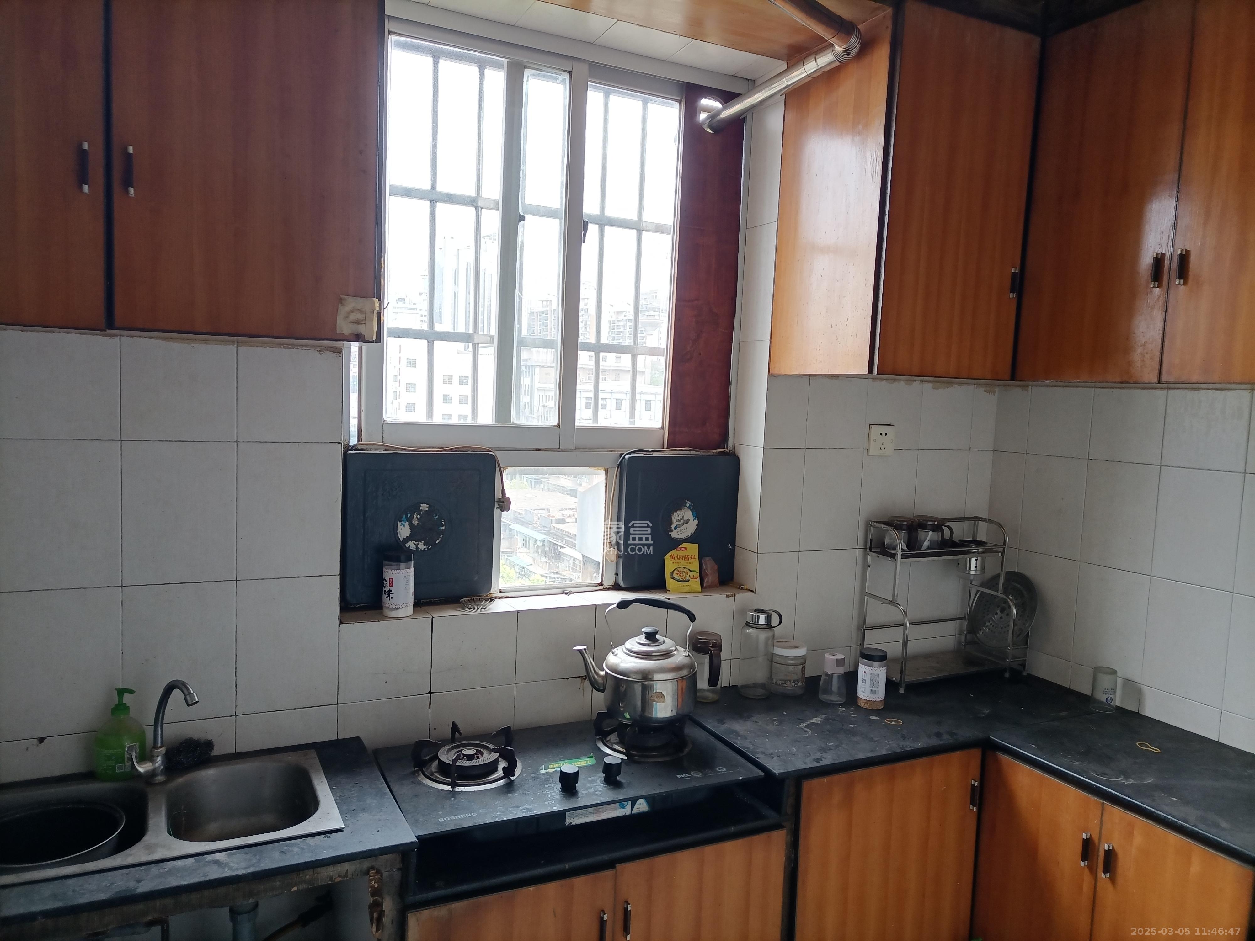 天韵家园 3室1厅1卫 1600.0元/月 天韵家园 3室1厅1卫 1600.0元/月室内图