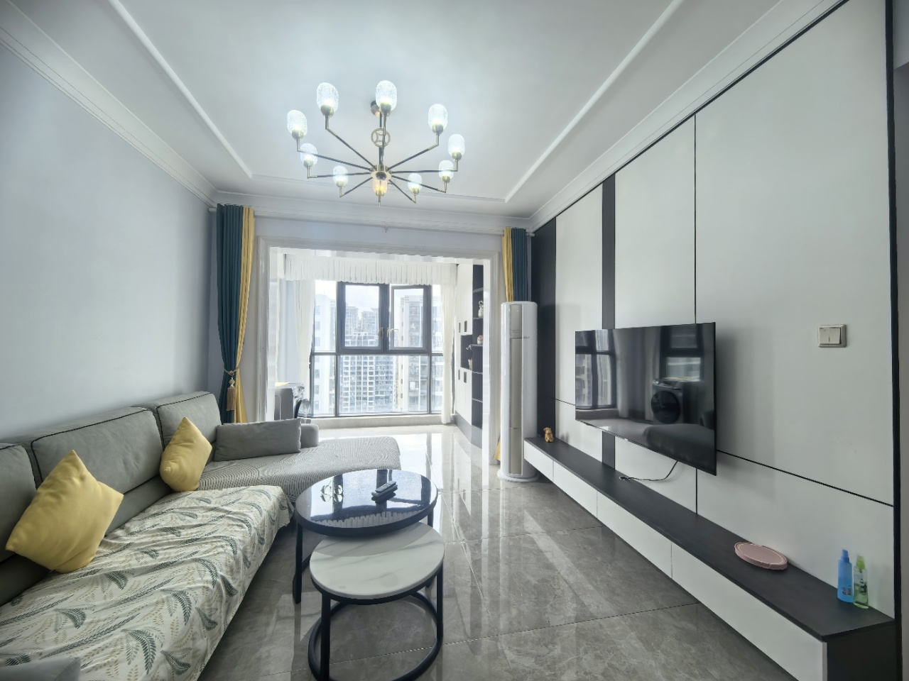 星华海岸城三期 2室2厅1卫 143.0万 星华海岸城三期 2室2厅1卫 143.0万室内图