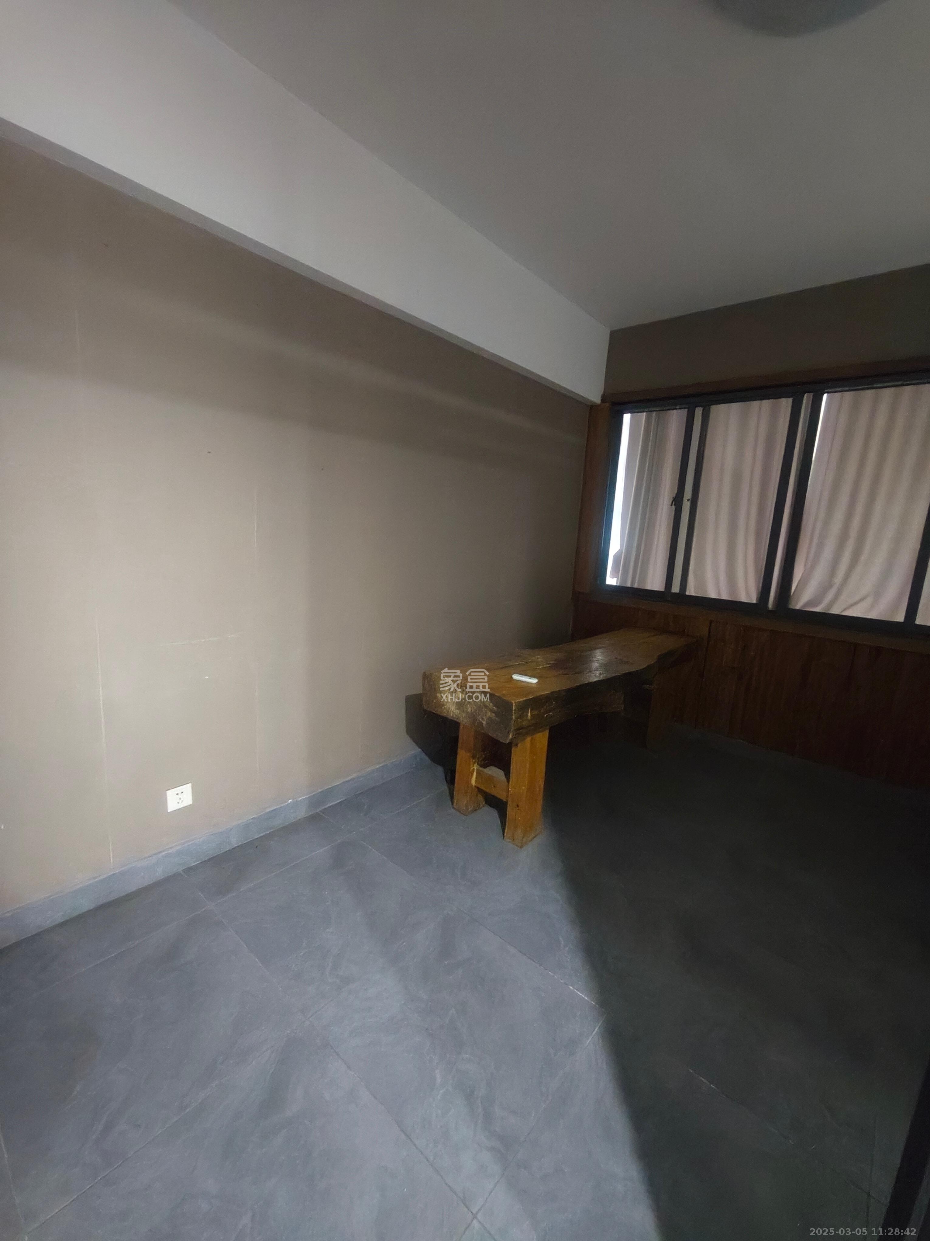 越界(天佑国际大厦)  1室1厅1卫    3600.0元/月 越界(天佑国际大厦)  1室1厅1卫    3600.0元/月室内图