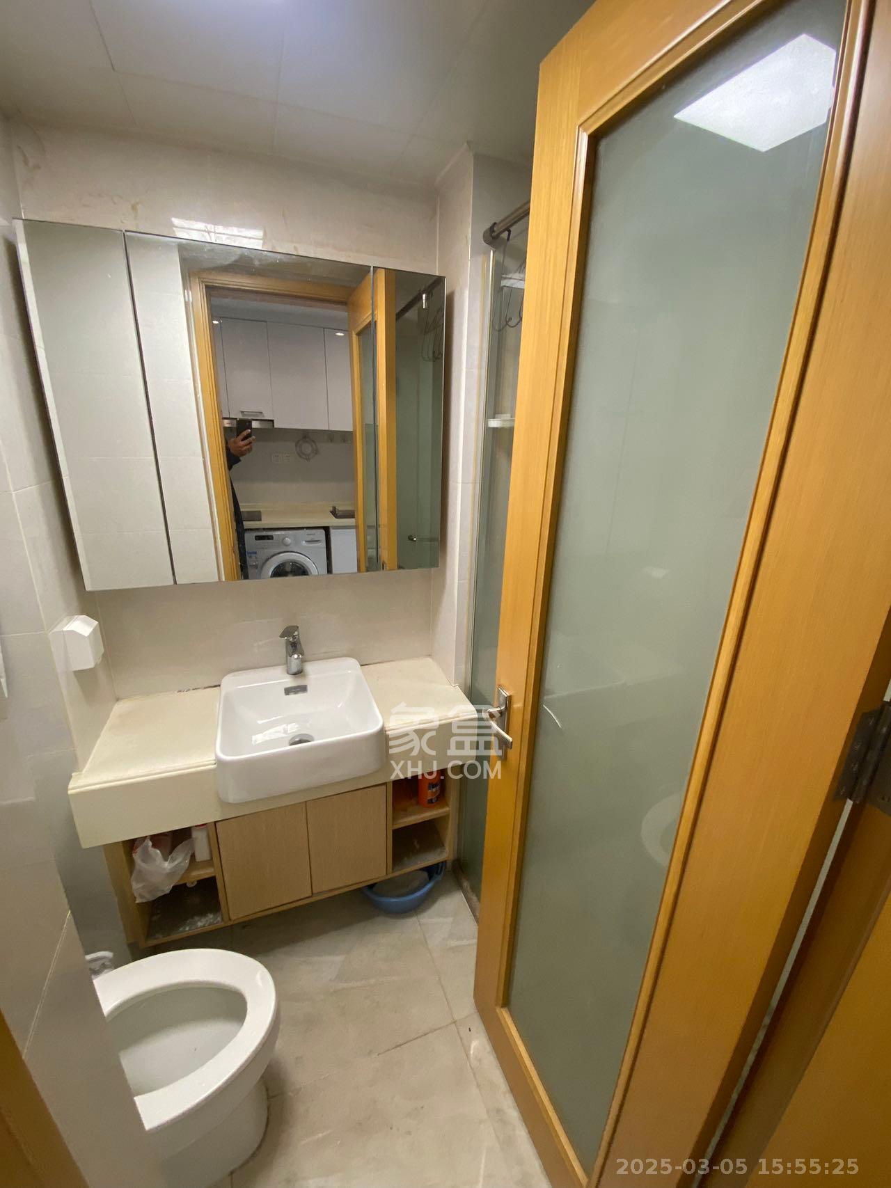 中海国际二期  1室1厅1卫    1200.0元/月 中海国际二期  1室1厅1卫    1200.0元/月室内图