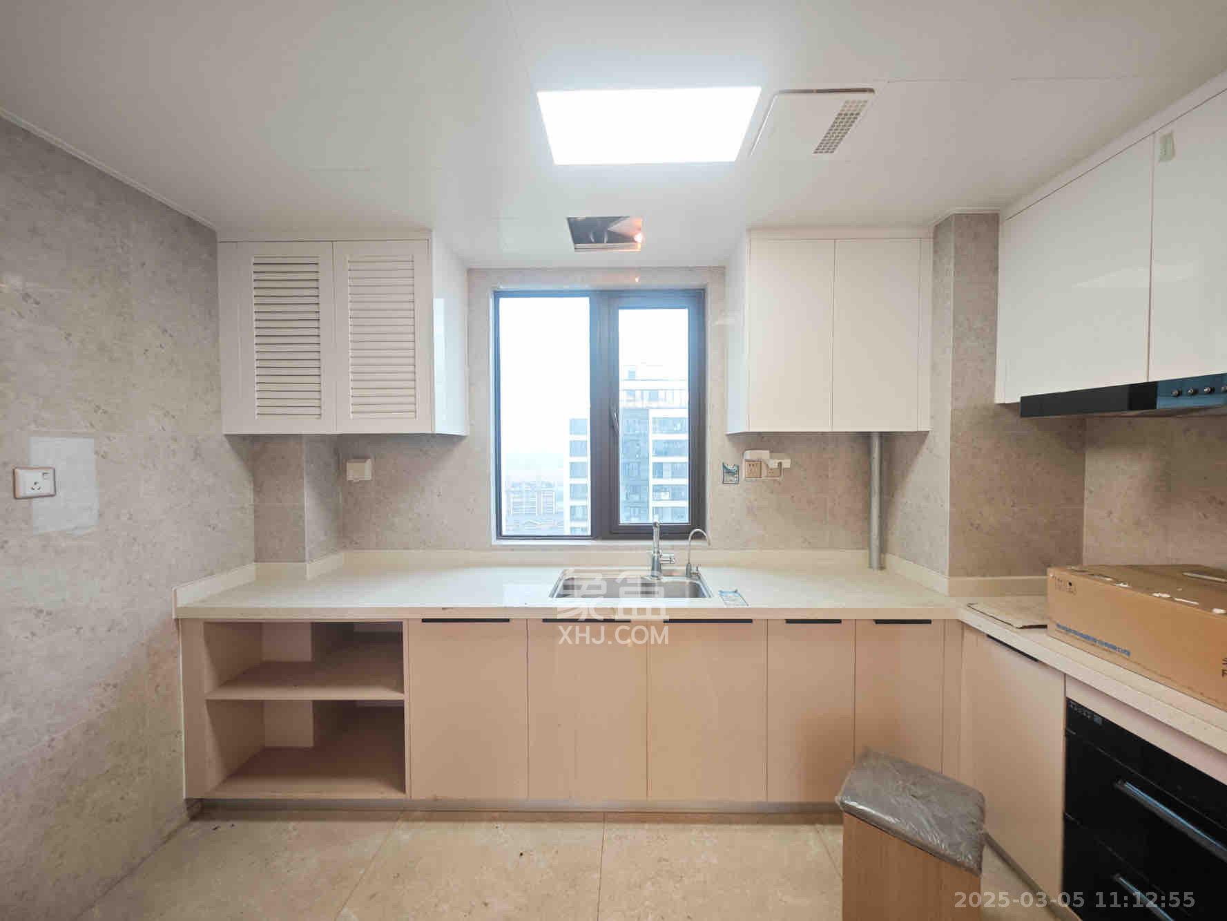 龙湖日盛奕境 3室2厅2卫 3000.0元/月 龙湖日盛奕境 3室2厅2卫 3000.0元/月室内图