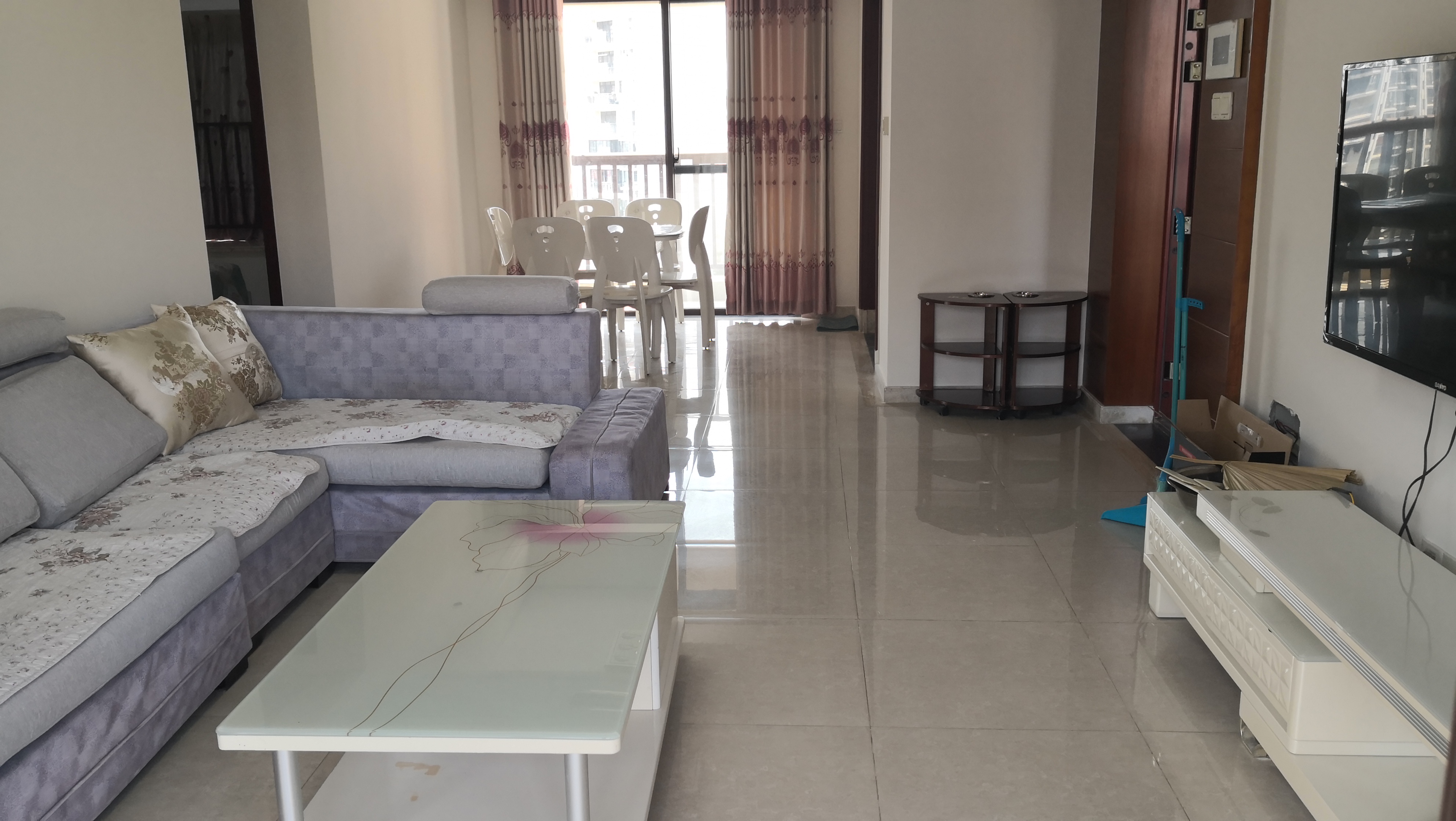 紫园B区  2室2厅1卫    2600.0元/月 紫园B区  2室2厅1卫    2600.0元/月室内图