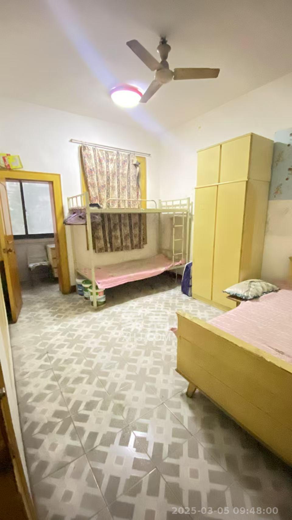 燕山街社区 2室2厅1卫 1600.0元/月 燕山街社区 2室2厅1卫 1600.0元/月室内图