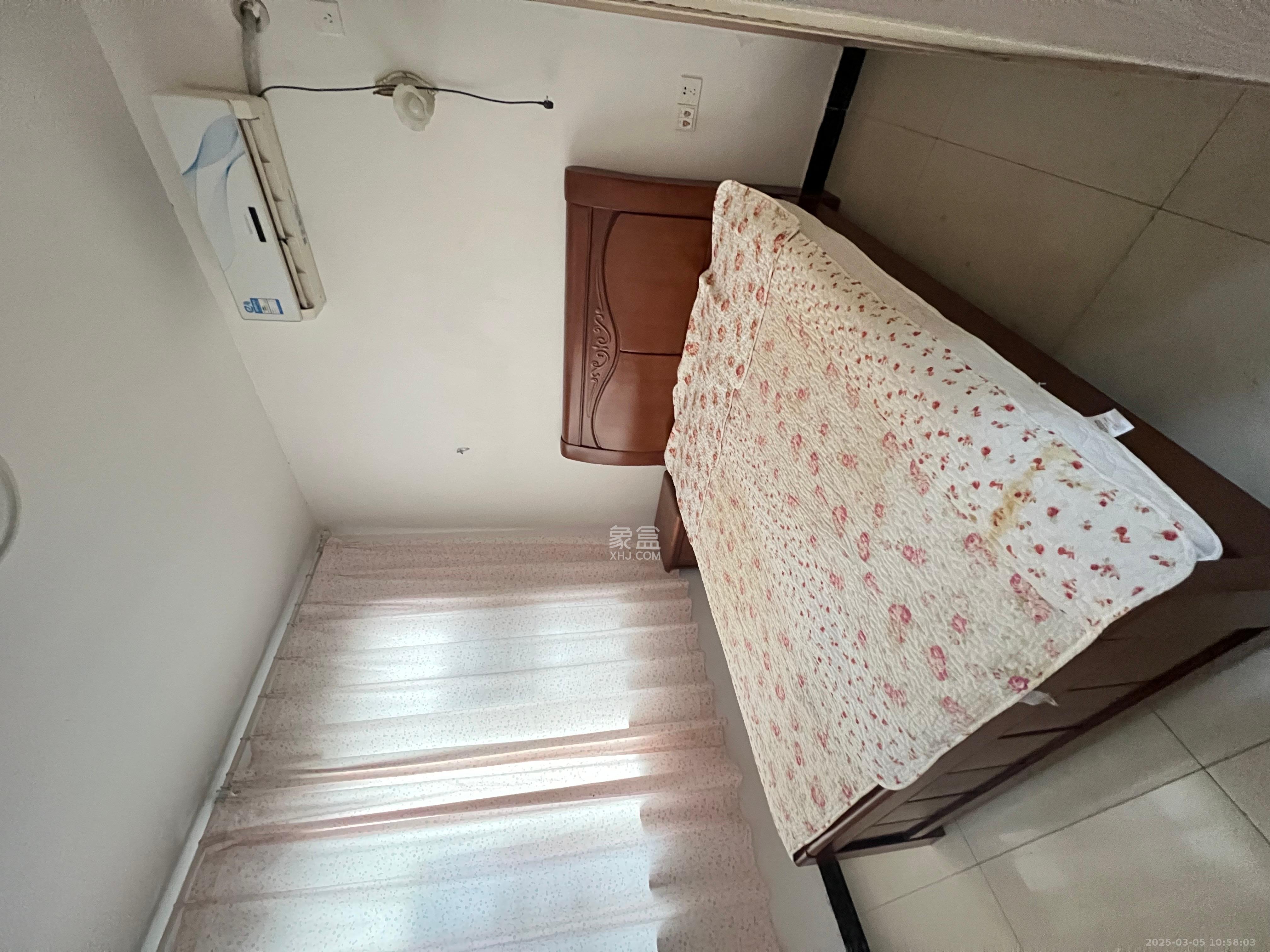 悦湖山  3室2厅1卫   2180.00元/月室内图