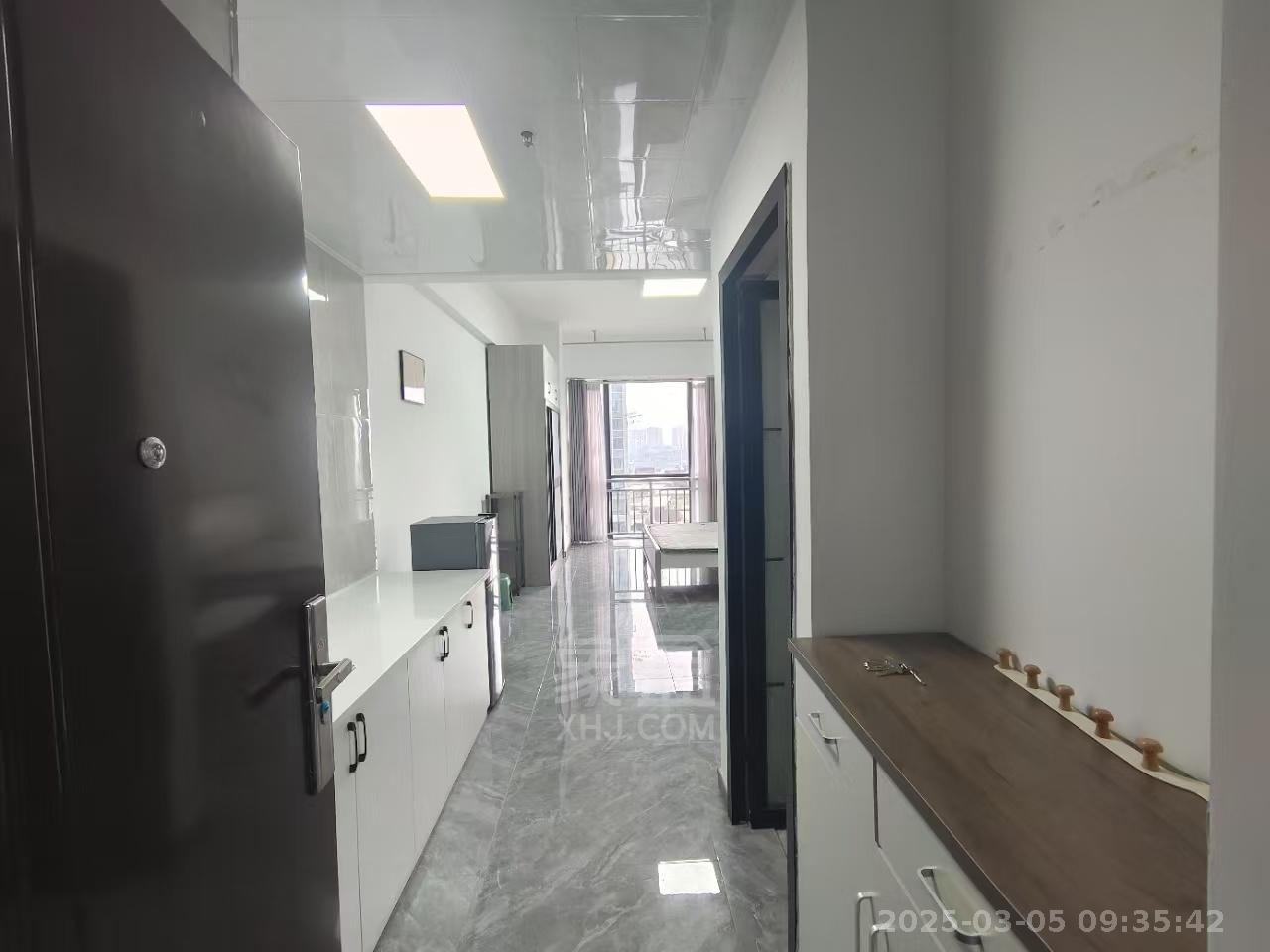 朗廷览江 1室1厅1卫 1500.0元/月 朗廷览江 1室1厅1卫 1500.0元/月室内图