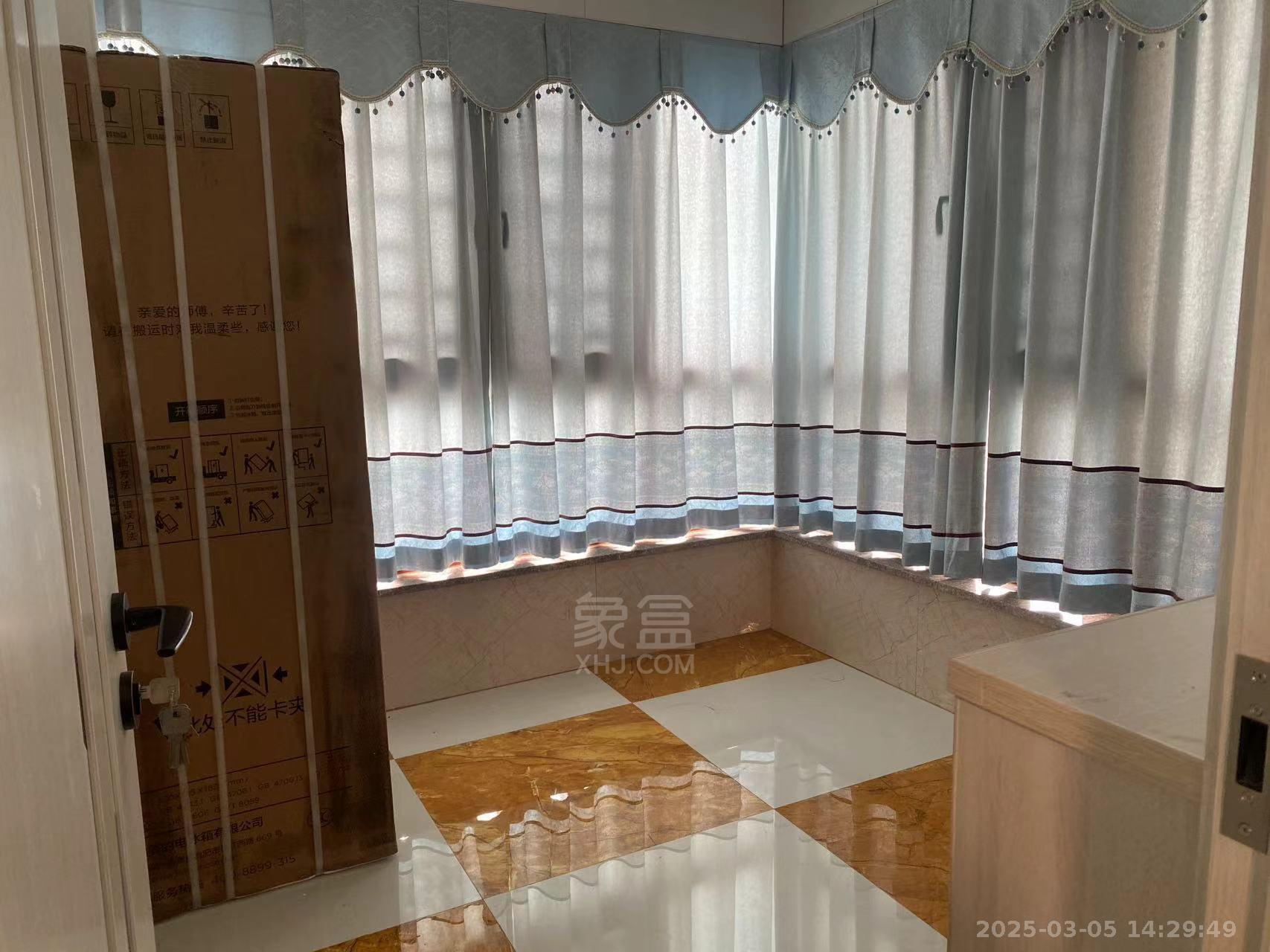 时代新城(翰林府) 3室2厅2卫 2000.0元/月 时代新城(翰林府) 3室2厅2卫 2000.0元/月室内图