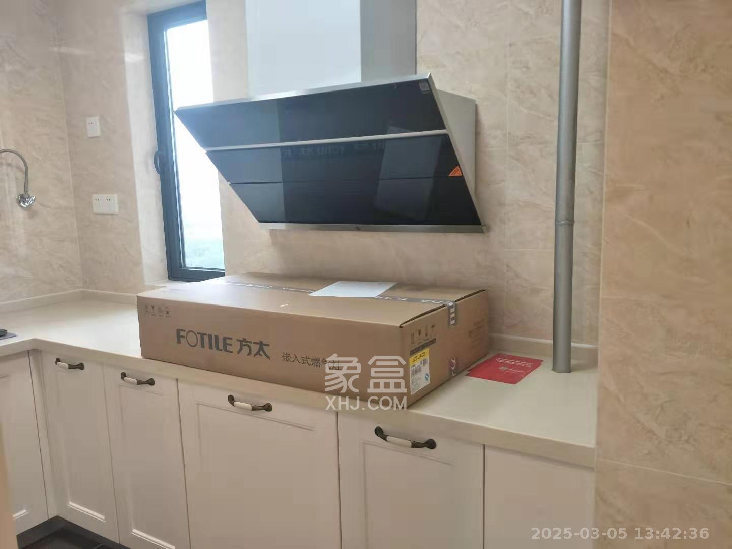 万科魅力之城观澜里  3室2厅2卫   2200.00元/月室内图
