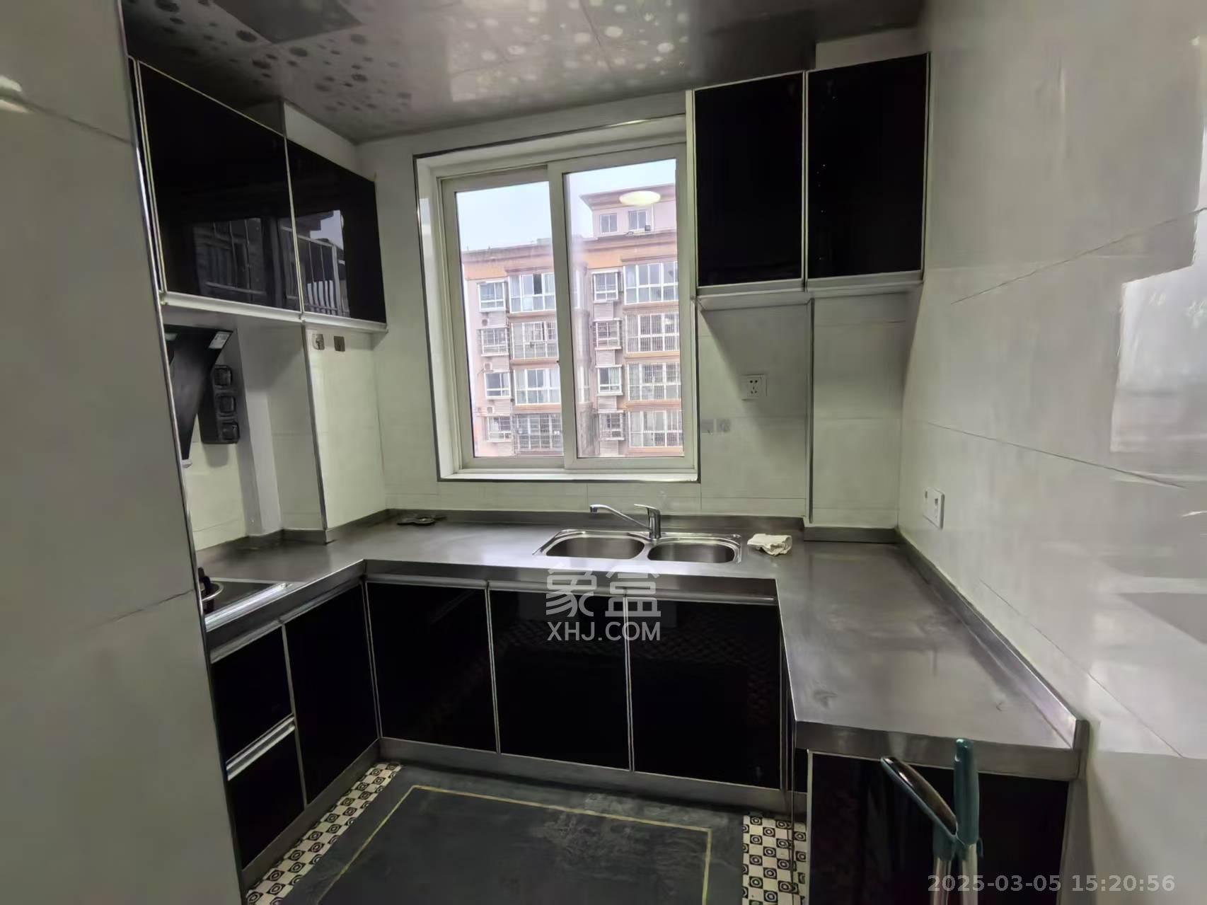 鑫天山城明珠 1室1厅1卫 1000.0元/月 鑫天山城明珠 1室1厅1卫 1000.0元/月室内图