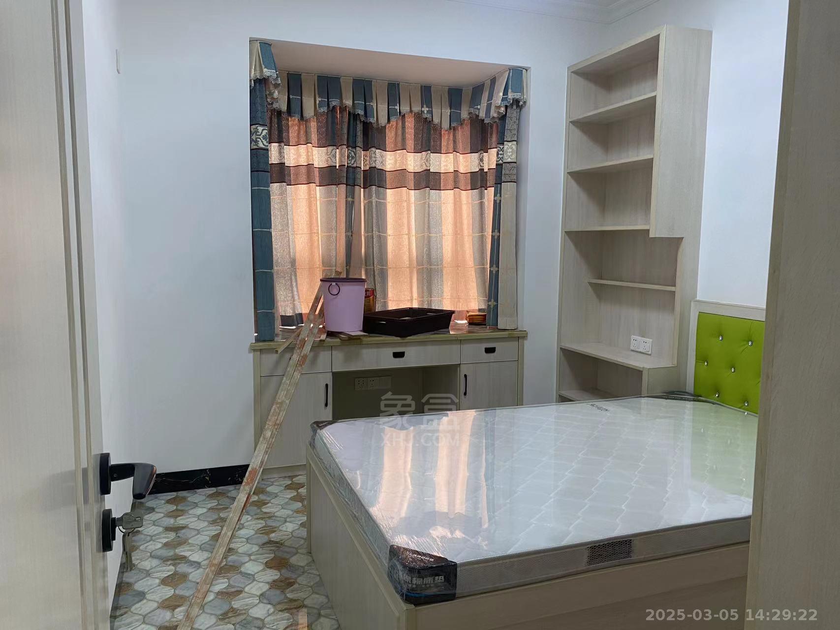 时代新城(翰林府) 3室2厅2卫 2000.0元/月 时代新城(翰林府) 3室2厅2卫 2000.0元/月户型图