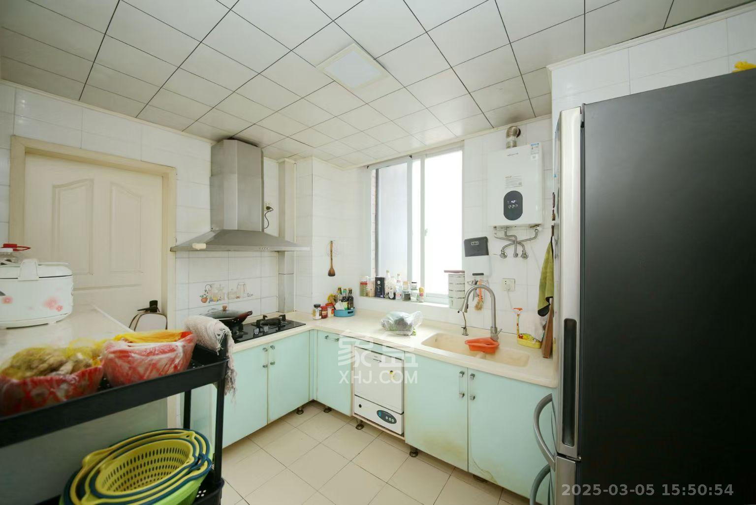 省委统战部宿舍  4室2厅2卫    4900.0元/月 省委统战部宿舍  4室2厅2卫    4900.0元/月室内图