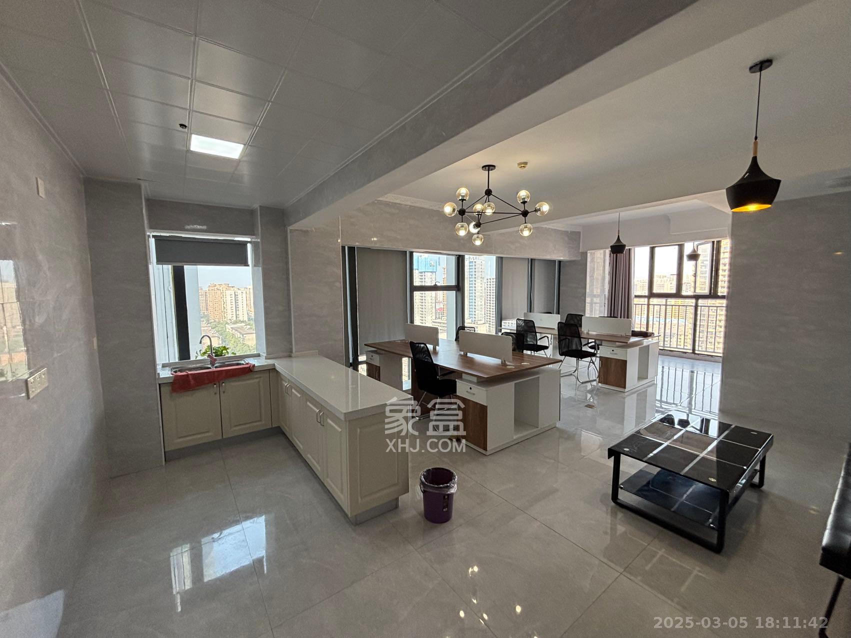 裕天国际商汇中心 1室1厅1卫 2200.0元/月 裕天国际商汇中心 1室1厅1卫 2200.0元/月室内图