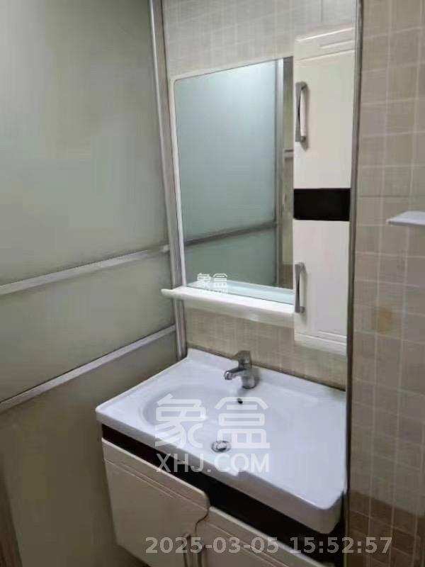 华润凤凰城三期 3室2厅2卫 2400.0元/月 华润凤凰城三期 3室2厅2卫 2400.0元/月室内图