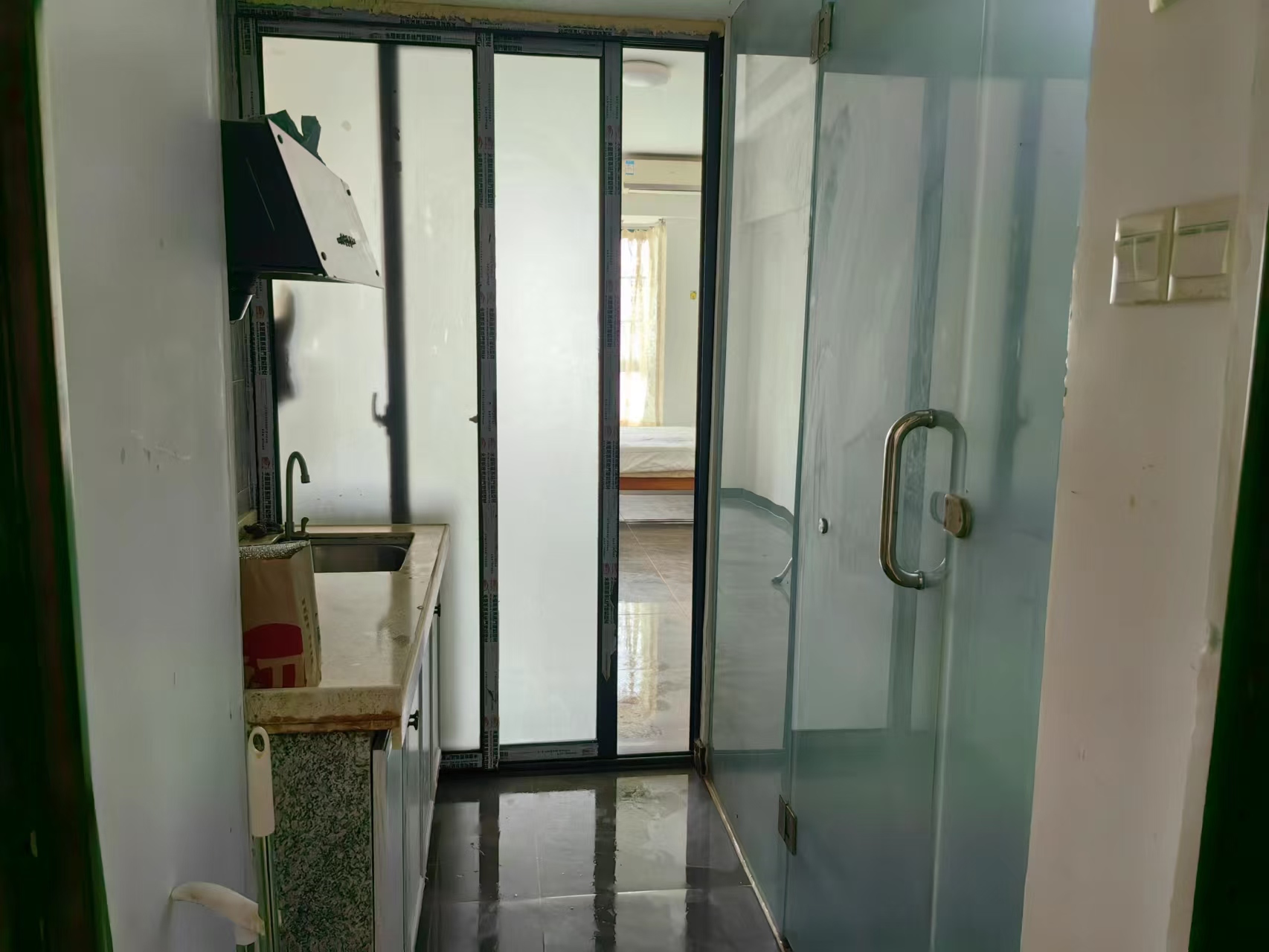 金章华府(0898) 1室1厅1卫 37.0万 金章华府(0898) 1室1厅1卫 37.0万室内图