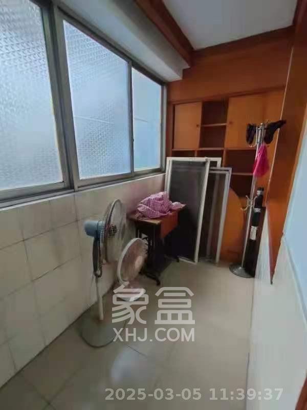 湖橡宿舍  2室1厅1卫   1800.00元/月室内图