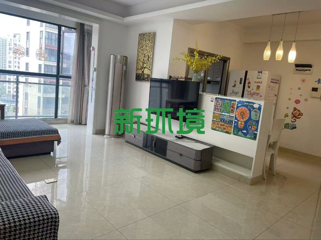 丽景天下一期  3室2厅2卫   80.00万客厅