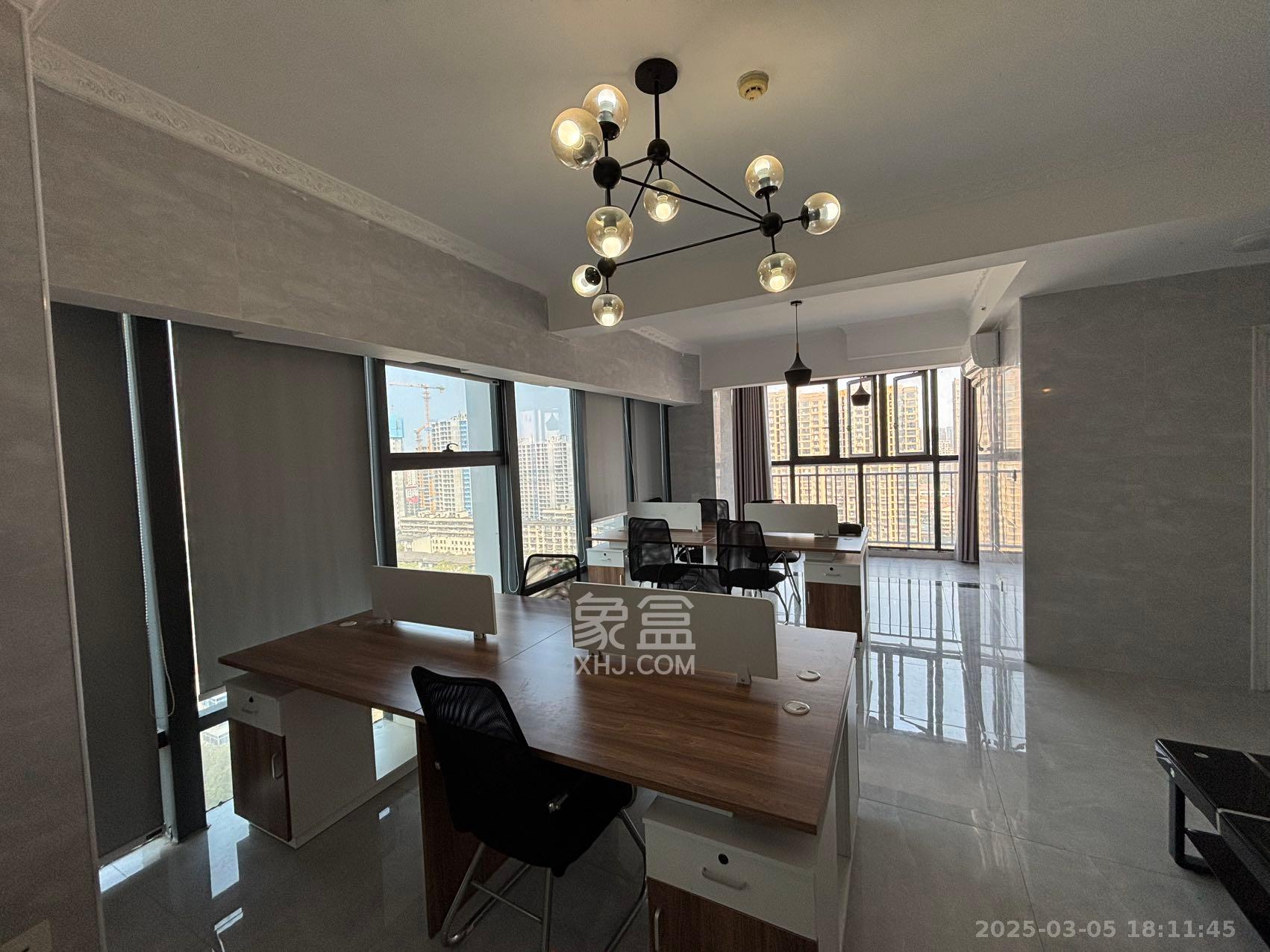 裕天国际商汇中心 1室1厅1卫 2200.0元/月 裕天国际商汇中心 1室1厅1卫 2200.0元/月室内图