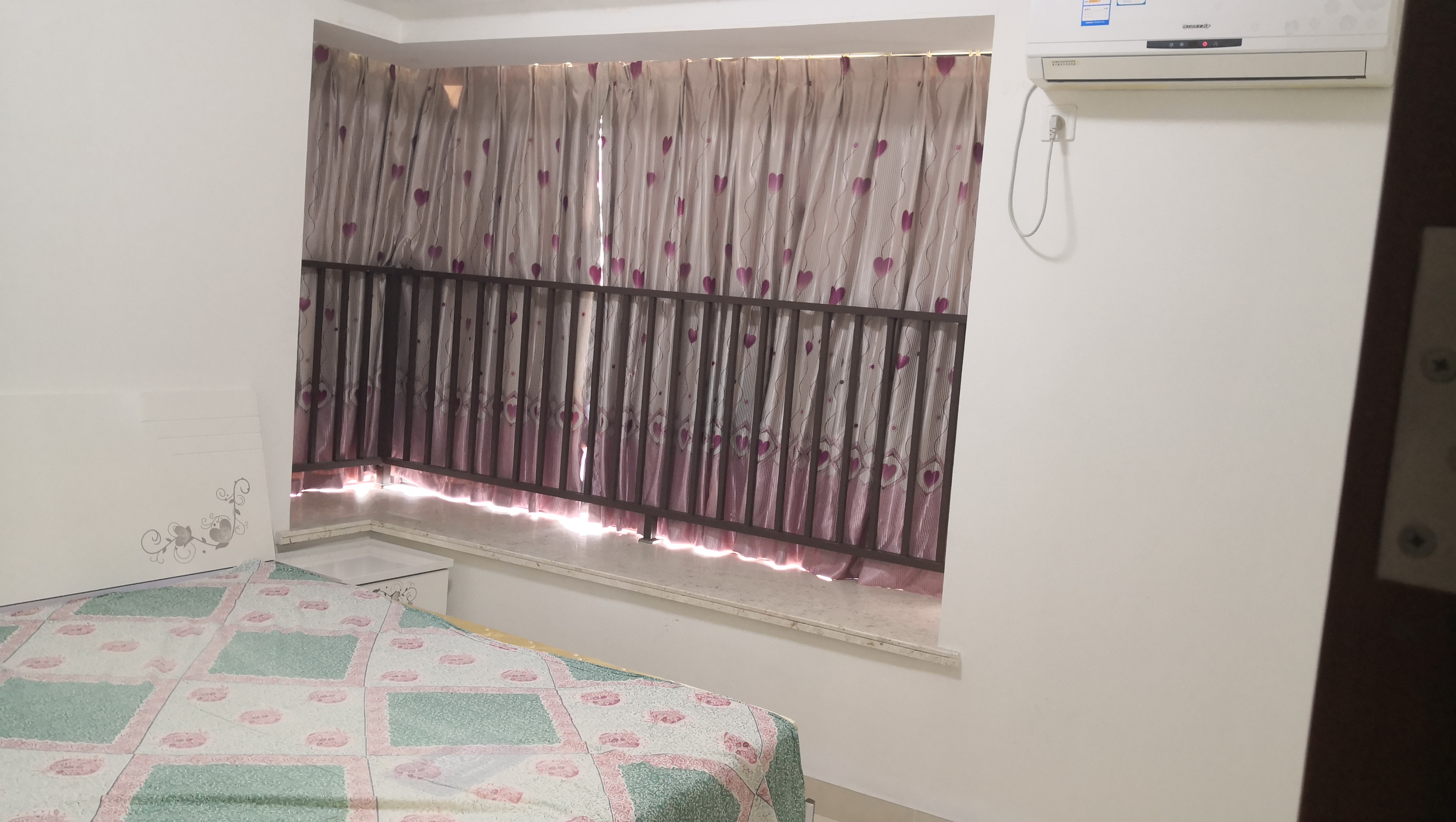 紫园B区  2室2厅1卫    2600.0元/月 紫园B区  2室2厅1卫    2600.0元/月室内图