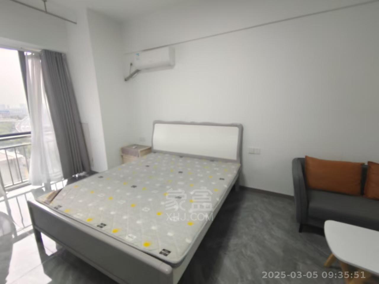 朗廷览江 1室1厅1卫 1500.0元/月 朗廷览江 1室1厅1卫 1500.0元/月室内图