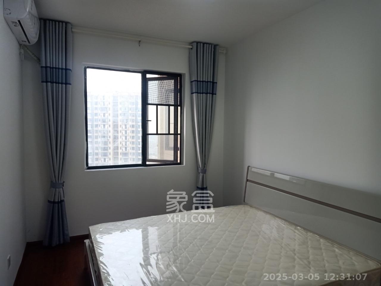 中建嘉和城  3室2厅2卫   2600.00元/月室内图