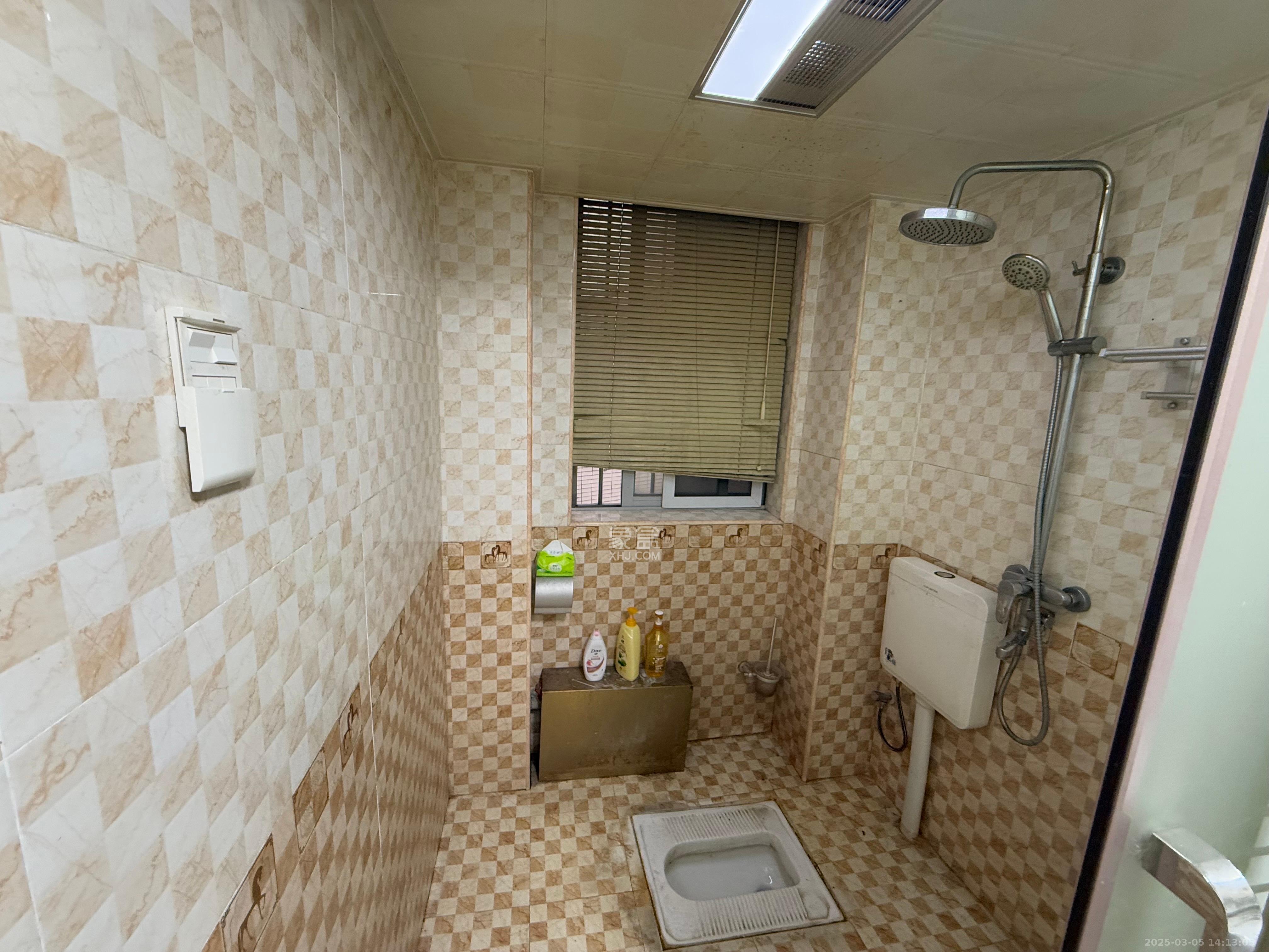 匯城上筑  3室2廳2衛(wèi)   2500.00元/月室內(nèi)圖