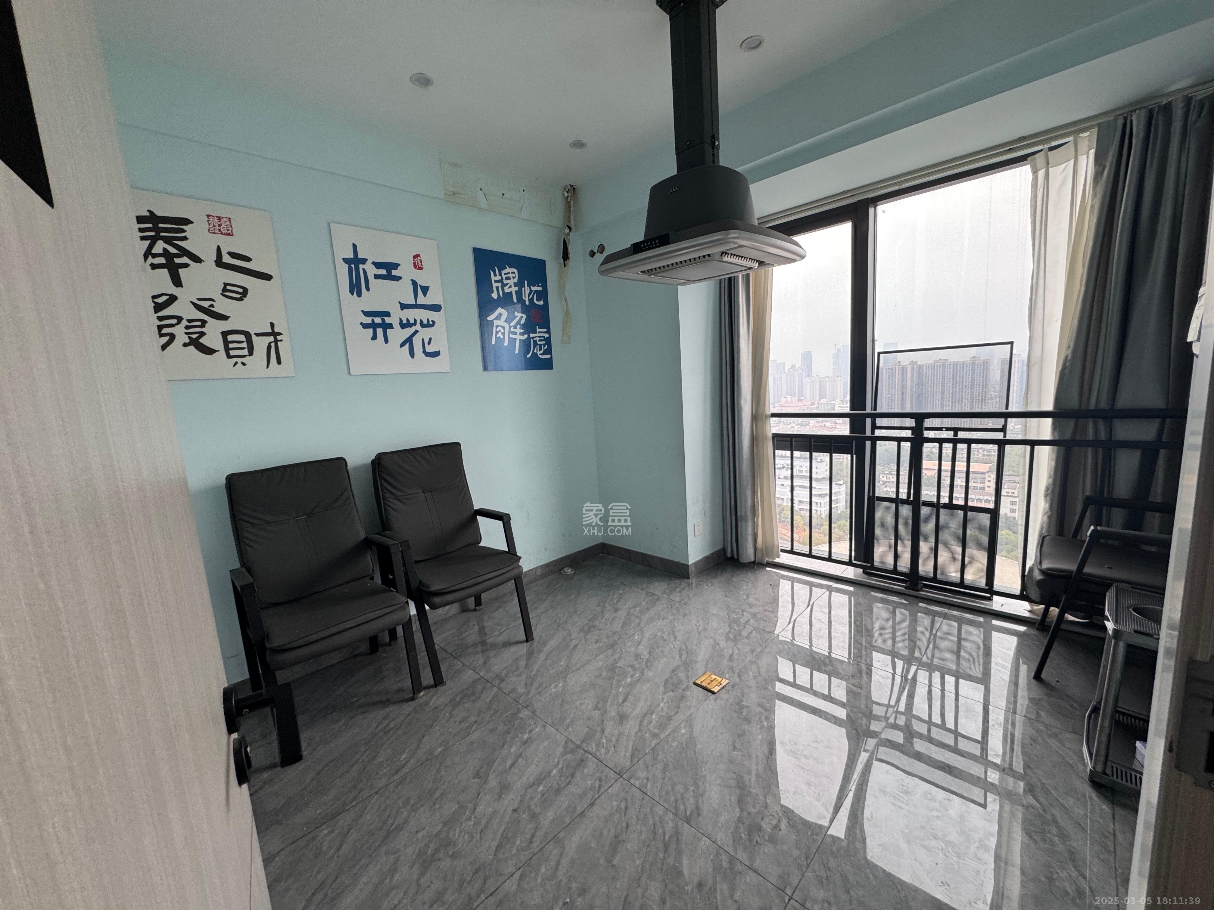 万润时光里  1室0厅0卫   5500.00元/月室内图