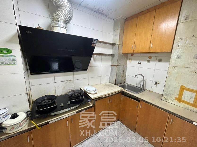 佳天国际新城  3室1厅2卫   3200.00元/月室内图