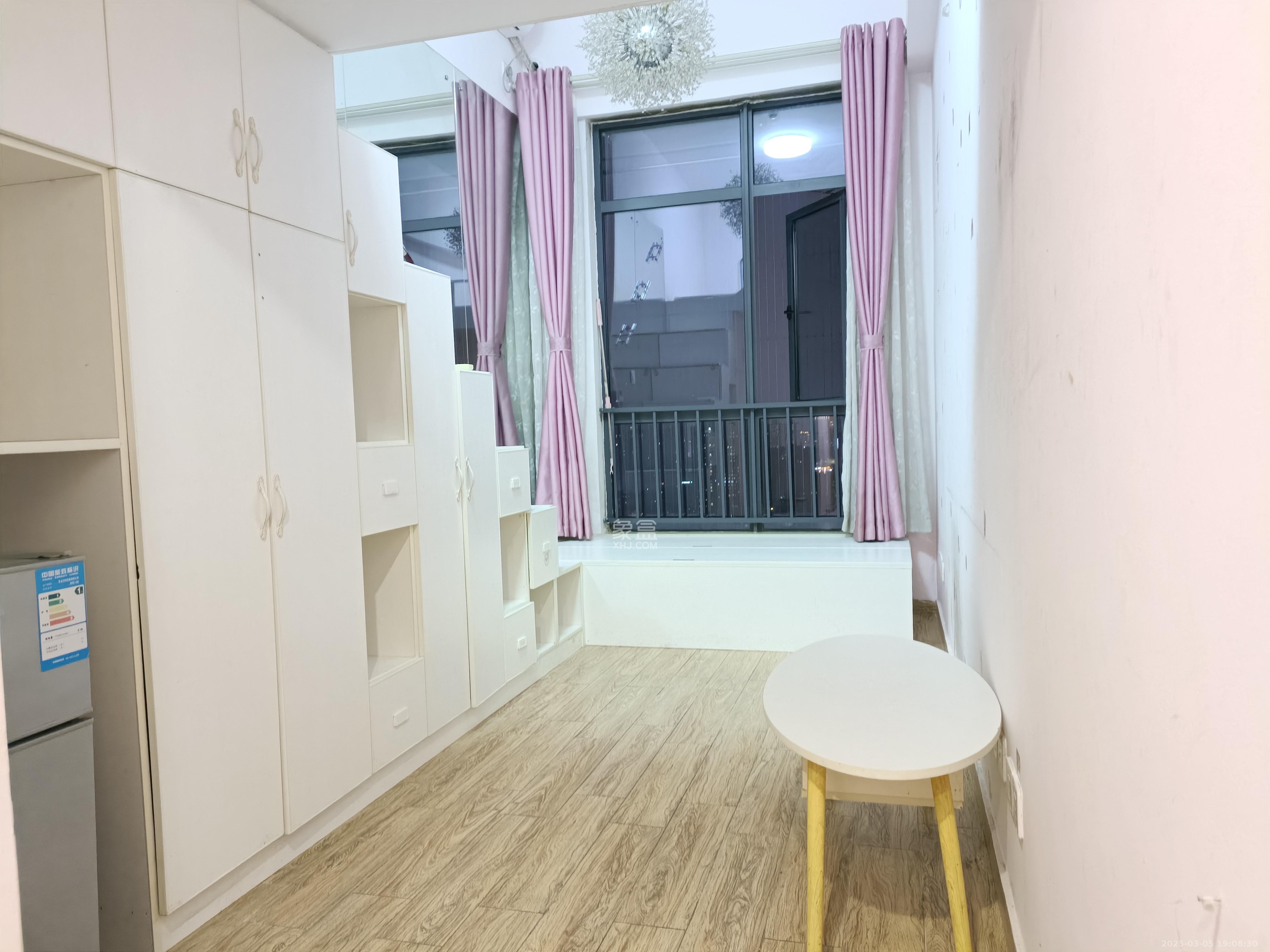 叠彩兰亭 1室0厅0卫 900.0元/月 叠彩兰亭 1室0厅0卫 900.0元/月室内图