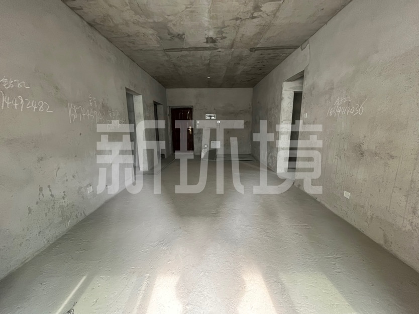 福天中央公馆 3室2厅2卫 85.8万 福天中央公馆 3室2厅2卫 85.8万客厅