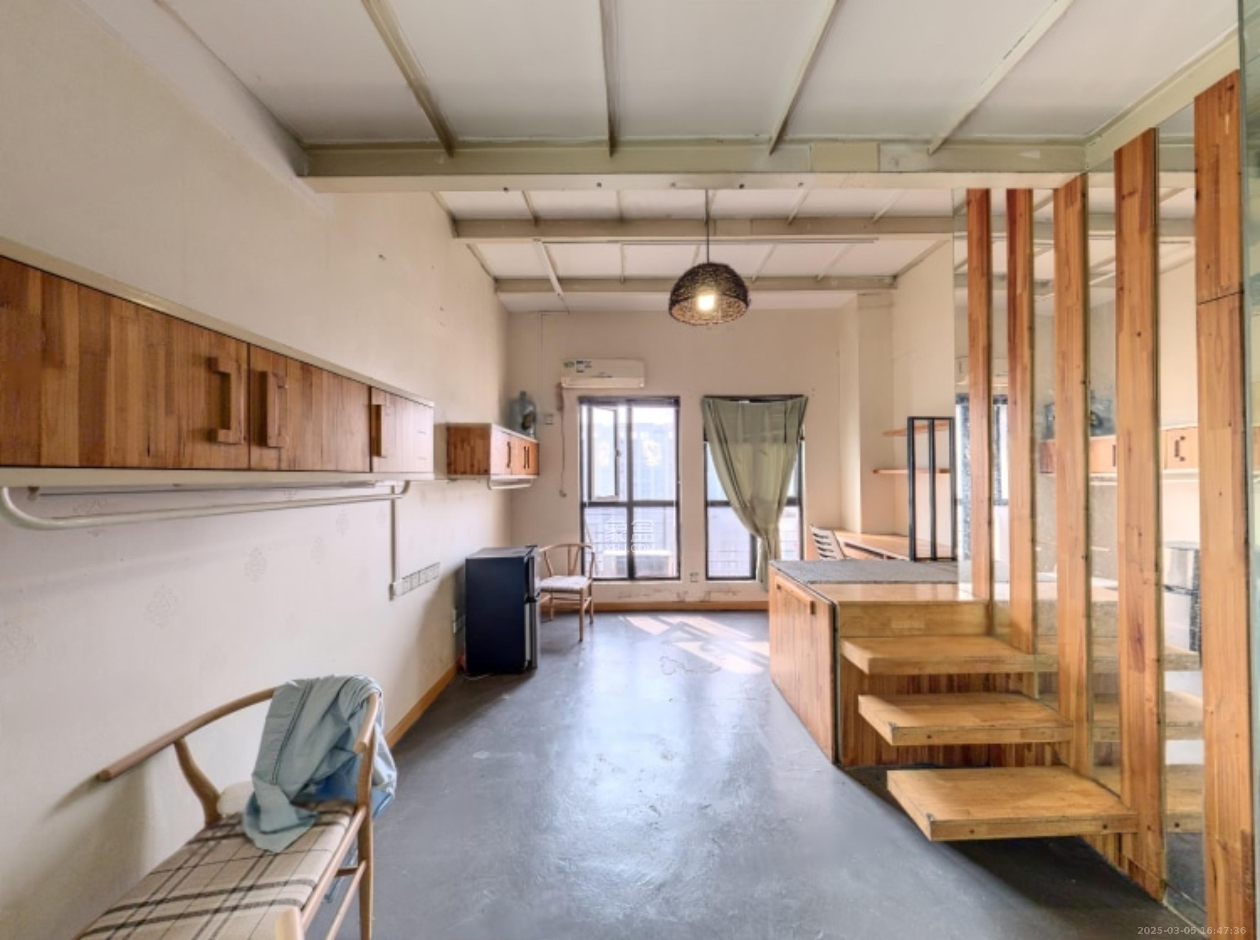 郡原广场 1室1厅1卫 1700.0元/月 郡原广场 1室1厅1卫 1700.0元/月室内图