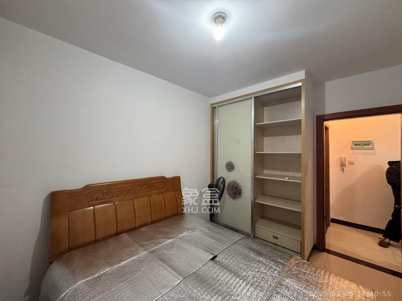 龙塘安置区(龙塘小区) 1室0厅0卫 900.0元/月 龙塘安置区(龙塘小区) 1室0厅0卫 900.0元/月室内图