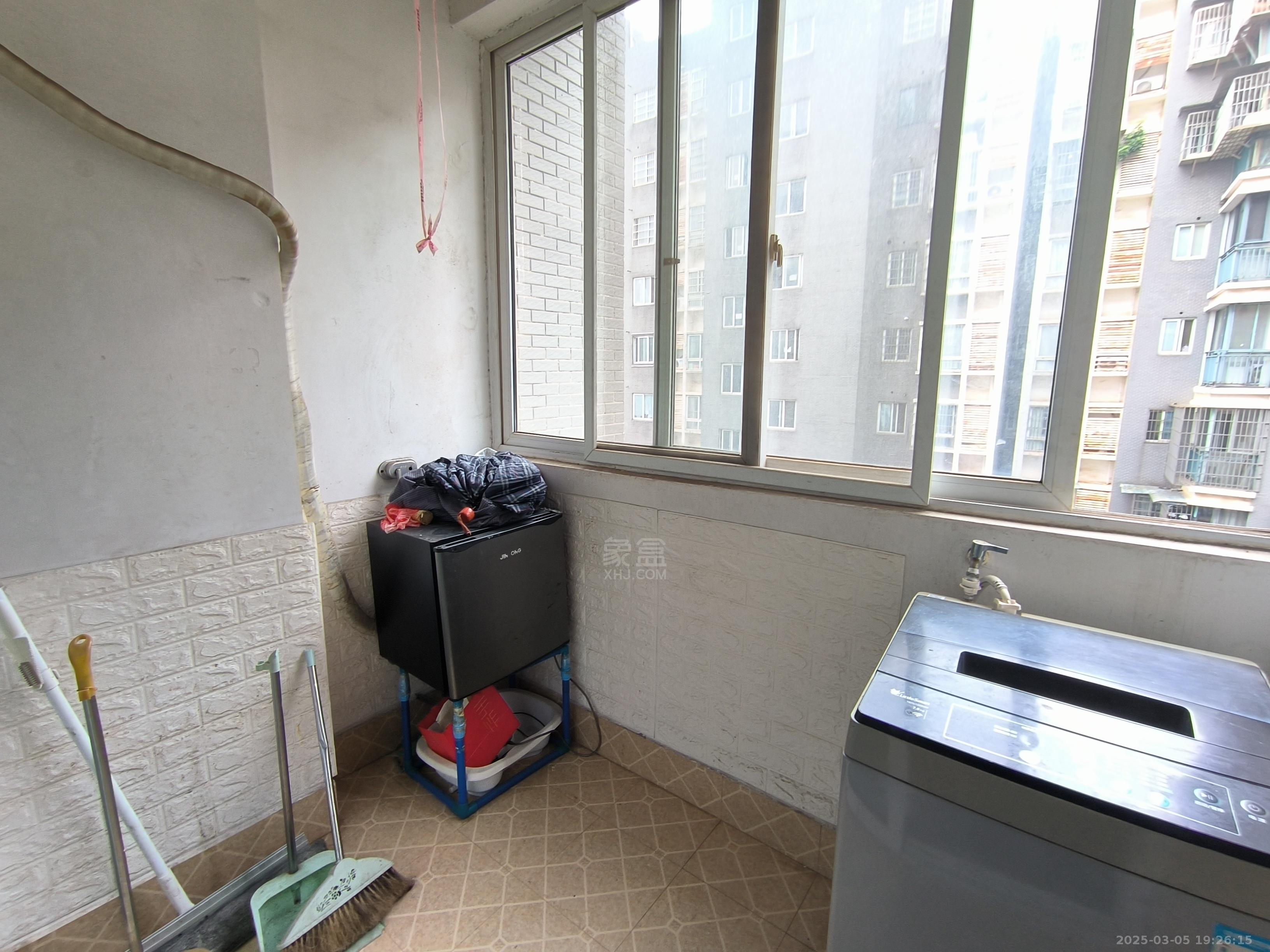 蓝筹公寓1栋 1室1厅1卫 1000.0元/月 蓝筹公寓1栋 1室1厅1卫 1000.0元/月室内图