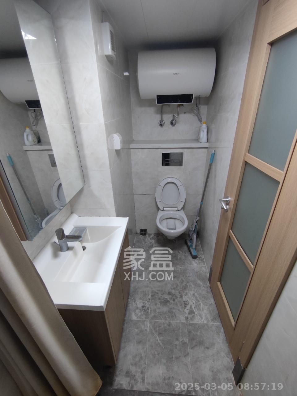 卓越浅水湾  1室1厅1卫    1900.0元/月户型图