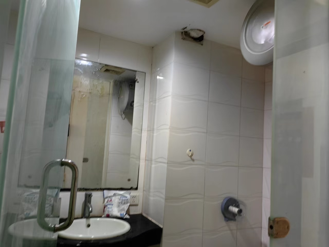 金章华府(0898) 1室1厅1卫 37.0万 金章华府(0898) 1室1厅1卫 37.0万室内图