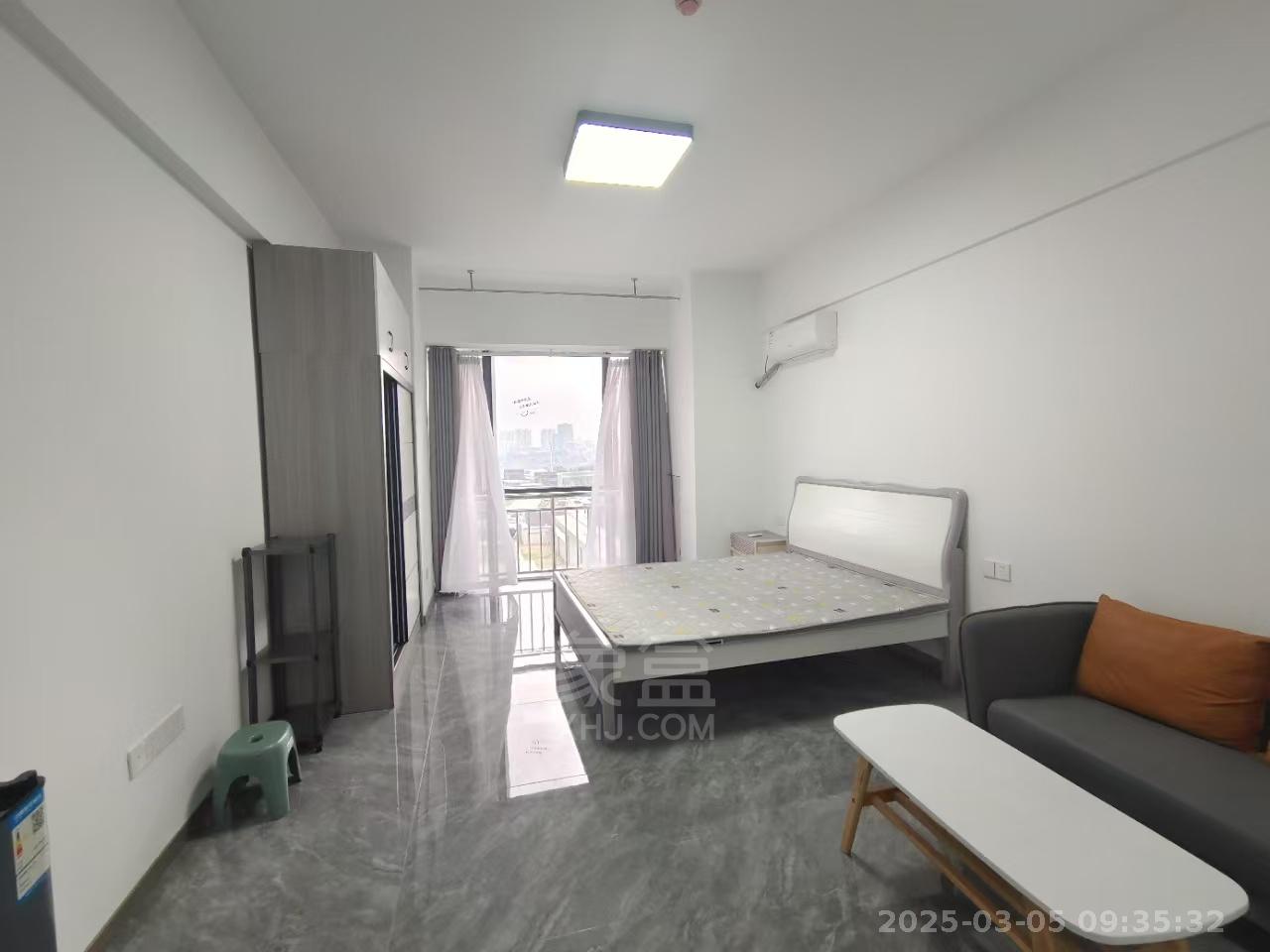 朗廷览江 1室1厅1卫 1500.0元/月 朗廷览江 1室1厅1卫 1500.0元/月室内图