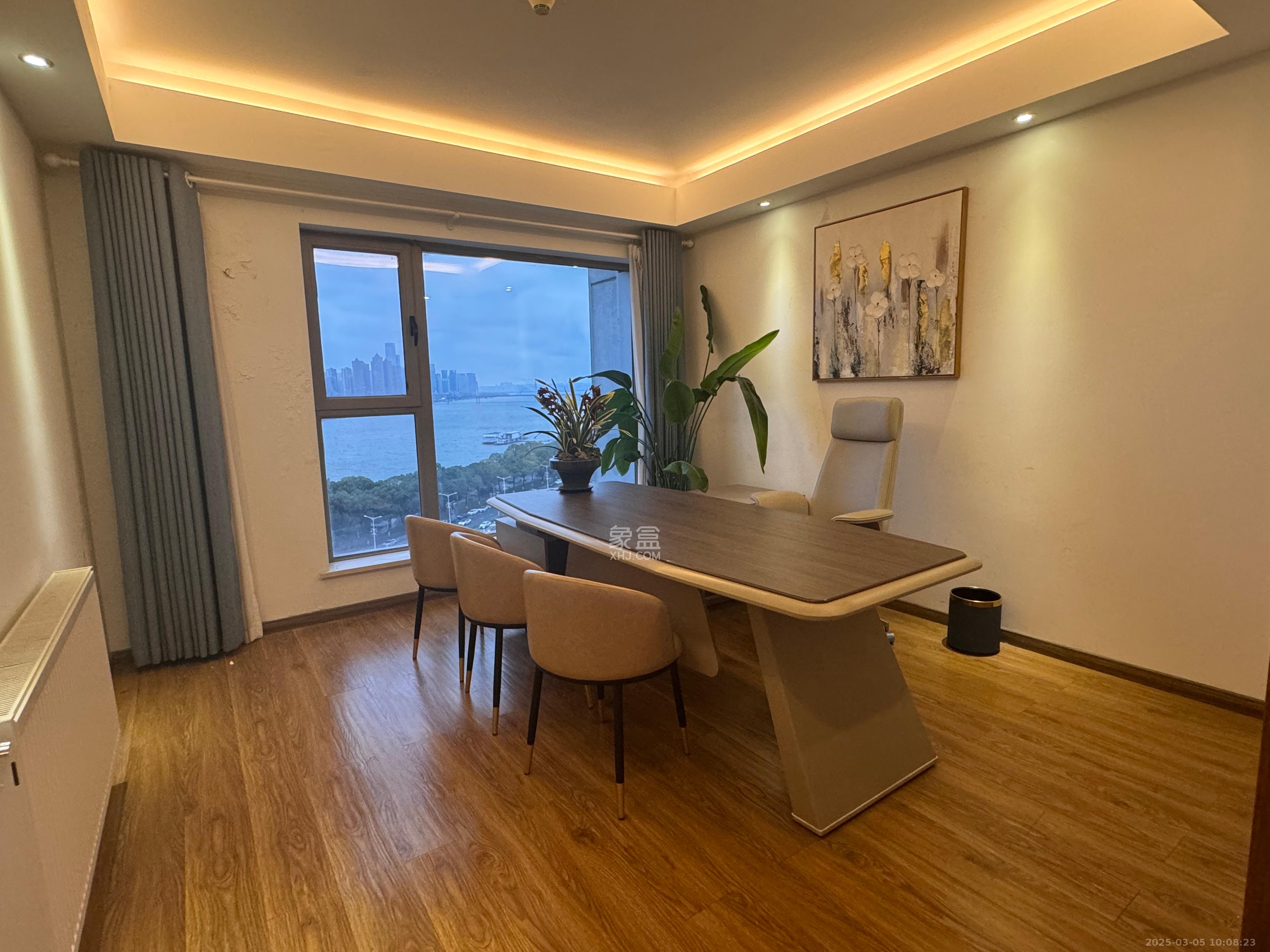 潮宗御苑 5室2厅1卫 3800.0元/月 潮宗御苑 5室2厅1卫 3800.0元/月室内图