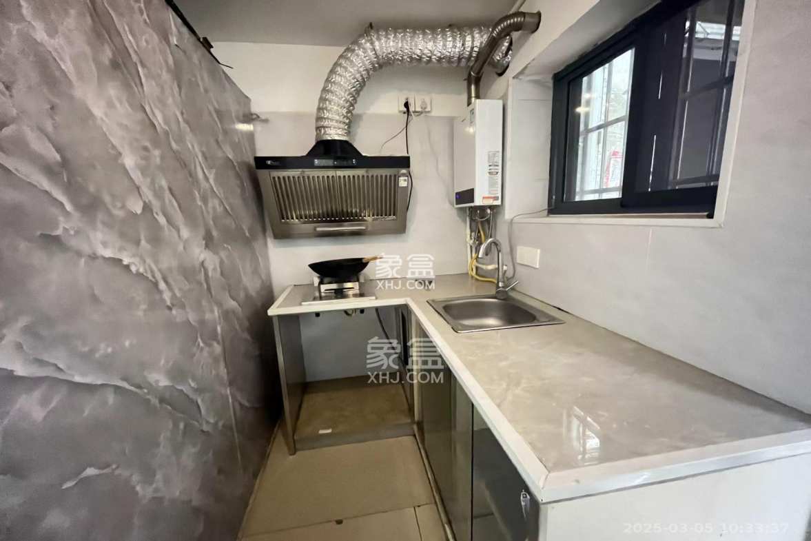 云盘花园 1室0厅1卫 500.0元/月 云盘花园 1室0厅1卫 500.0元/月室内图