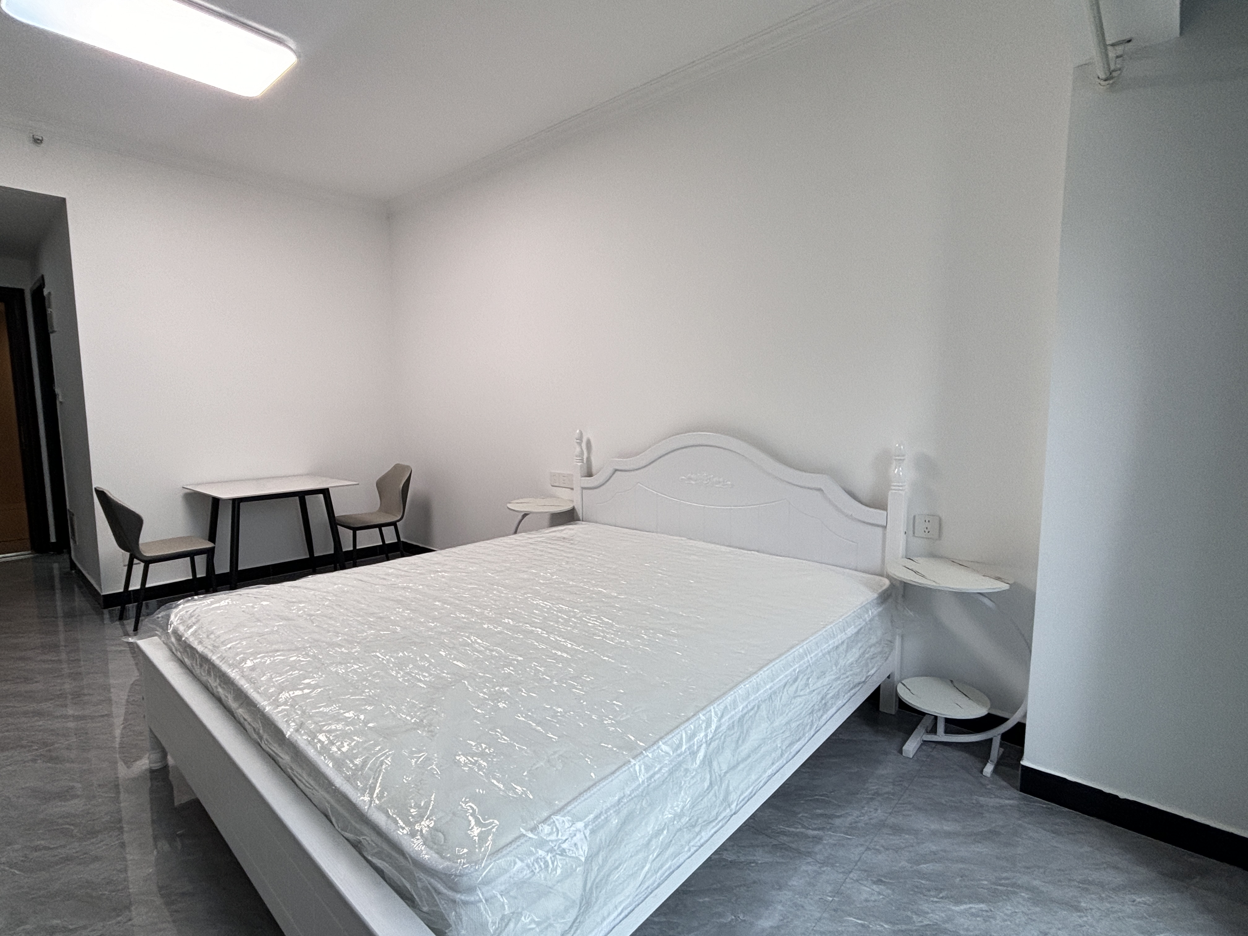 碧桂园壹中心 1室1厅1卫 1300.0元/月 碧桂园壹中心 1室1厅1卫 1300.0元/月室内图