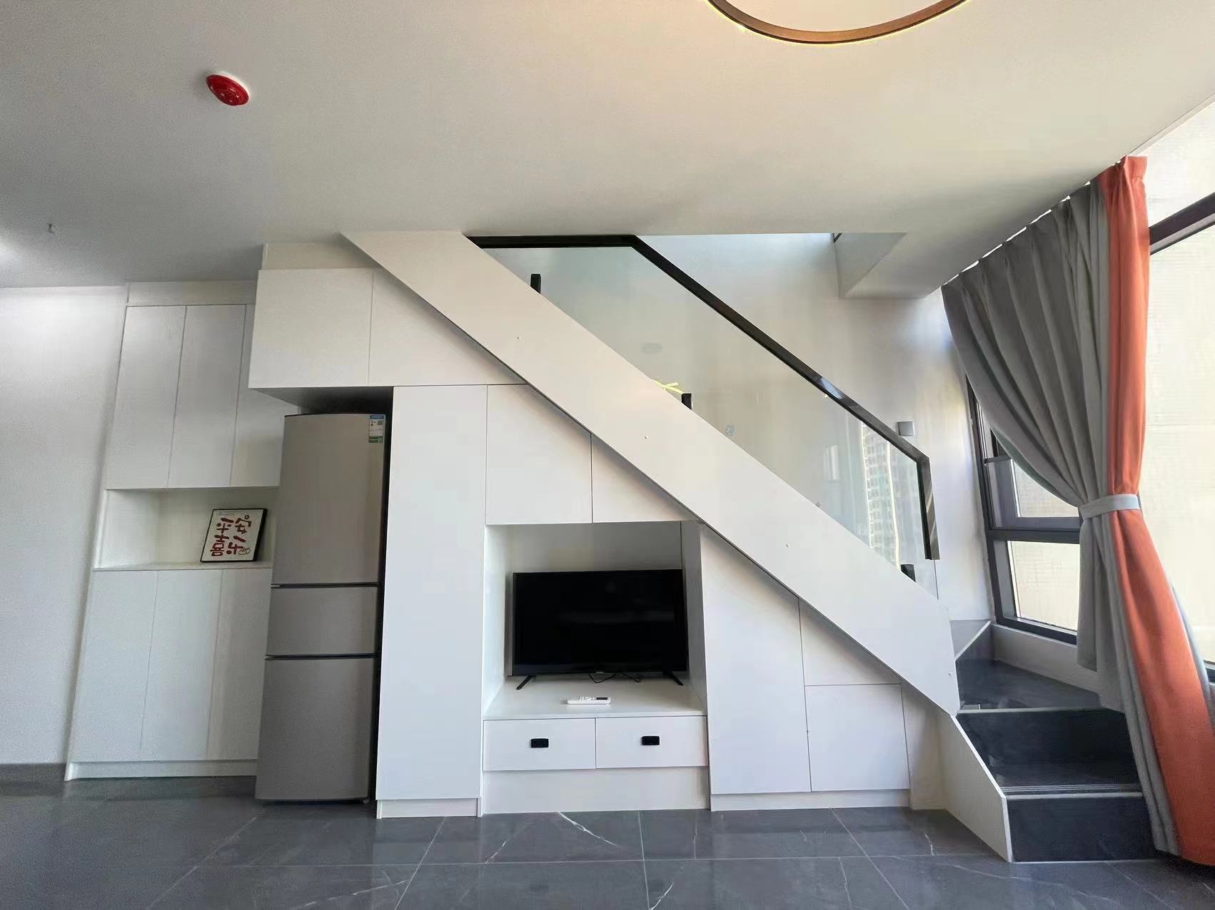 俊景万和城 2室2厅1卫 2400.0元/月 俊景万和城 2室2厅1卫 2400.0元/月室内图