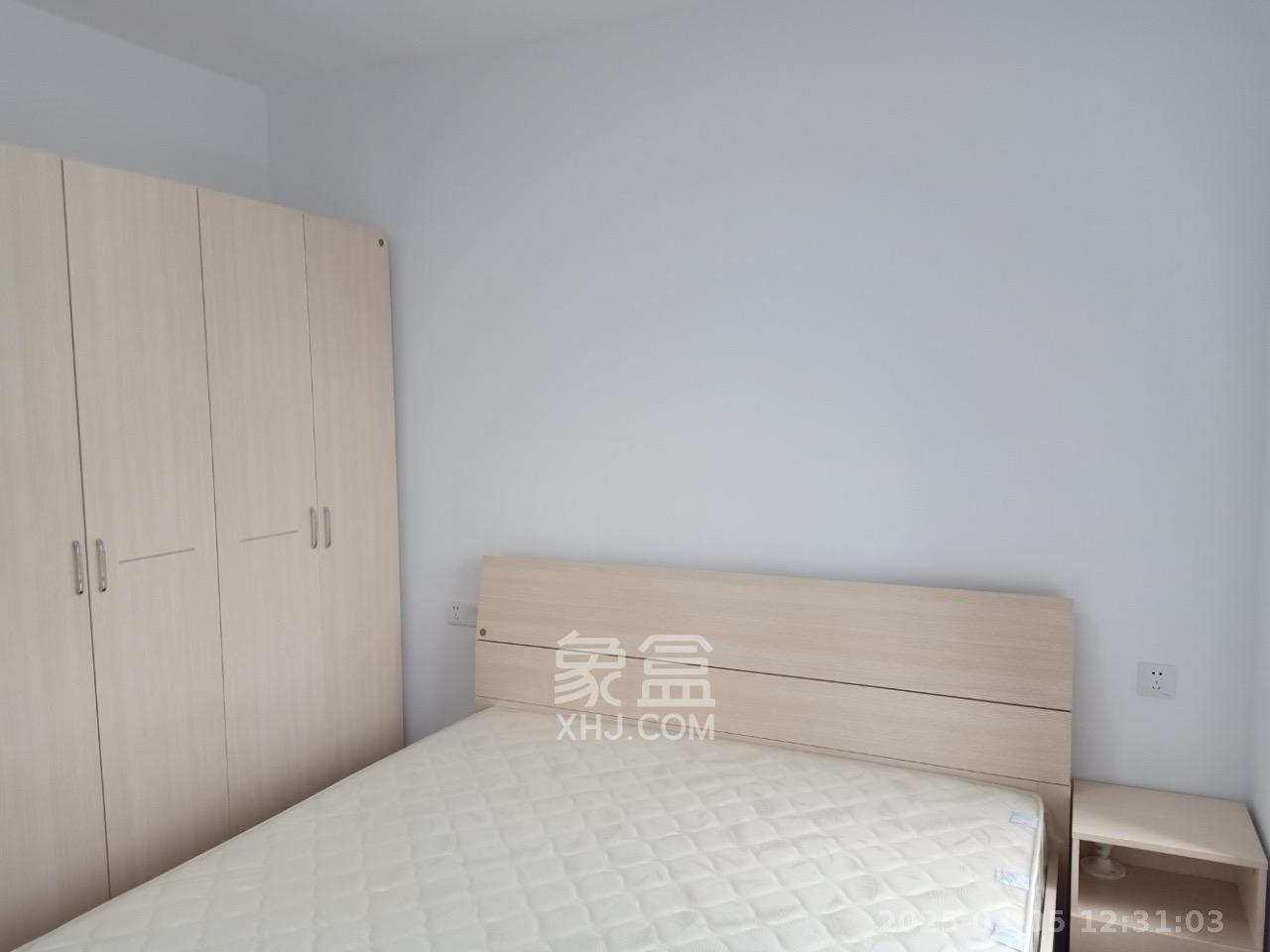 中建嘉和城  3室2厅2卫   2600.00元/月室内图