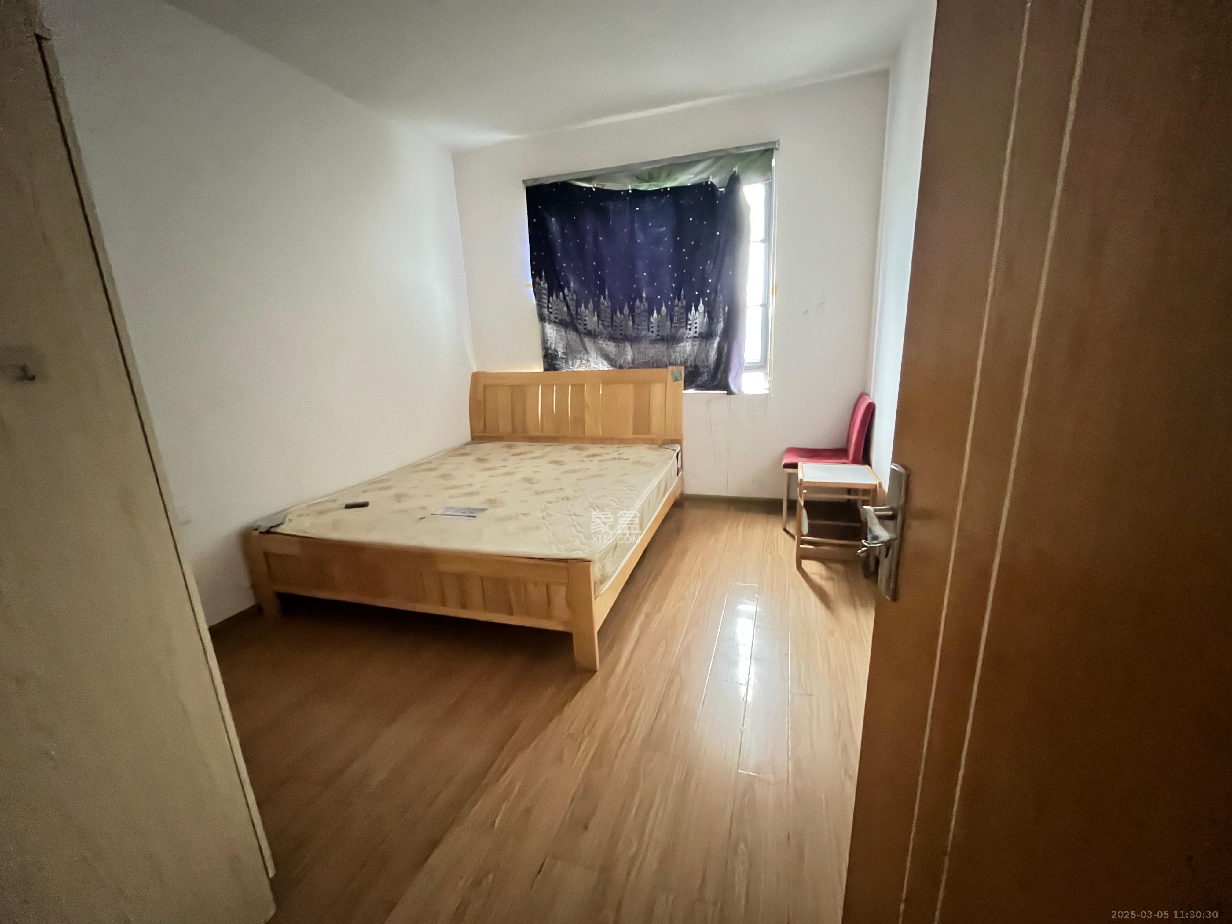 卓越蔚蓝海岸二期 2室2厅1卫 1800.0元/月 卓越蔚蓝海岸二期 2室2厅1卫 1800.0元/月室内图