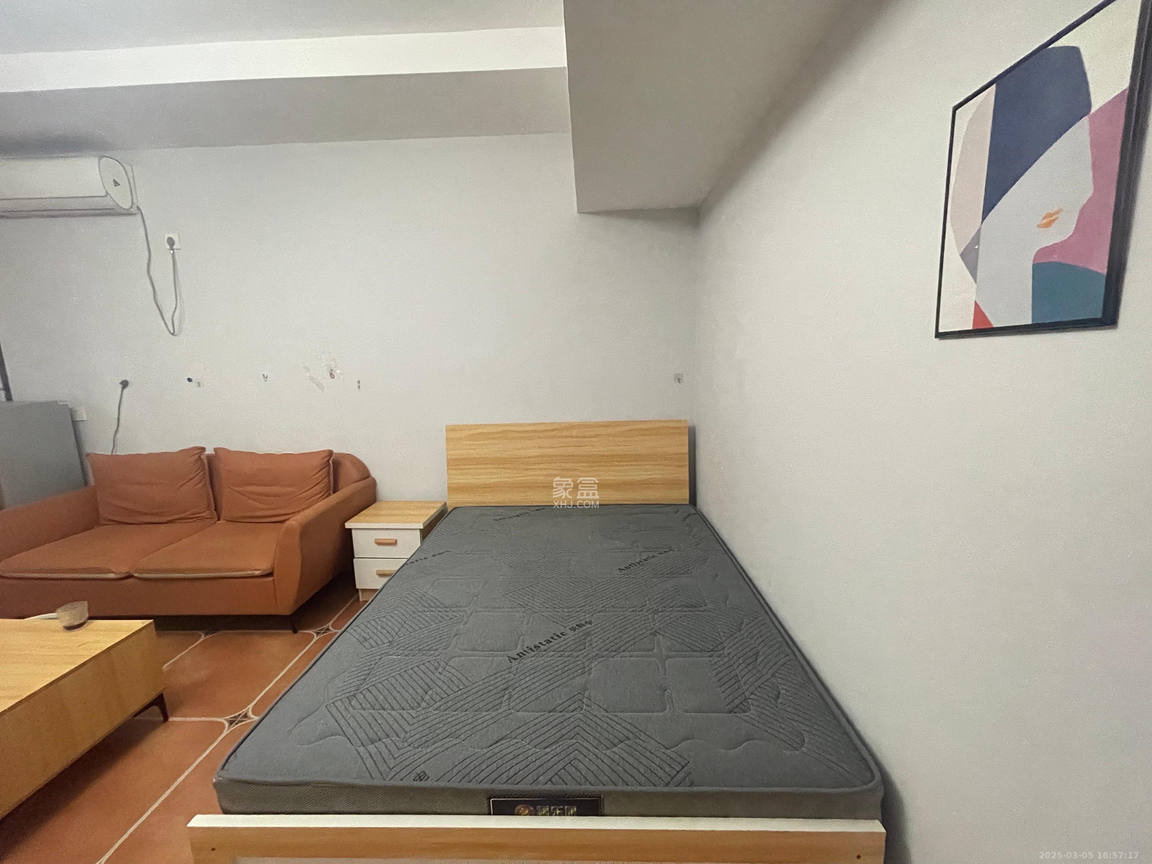 汽车西站商贸城(河西望城坡) 1室1厅1卫 1200.0元/月 汽车西站商贸城(河西望城坡) 1室1厅1卫 1200.0元/月室内图