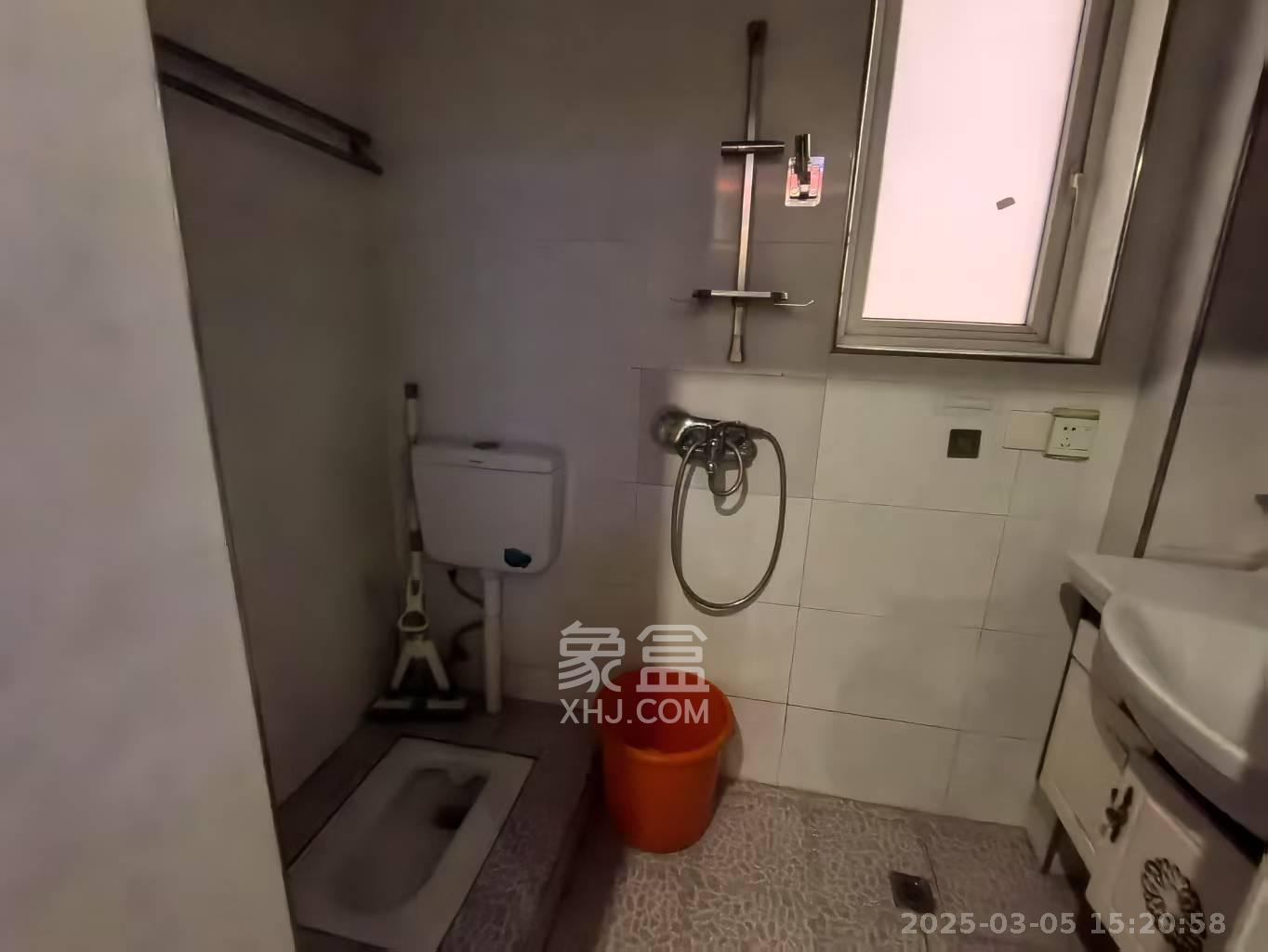 鑫天山城明珠 1室1厅1卫 1000.0元/月 鑫天山城明珠 1室1厅1卫 1000.0元/月室内图